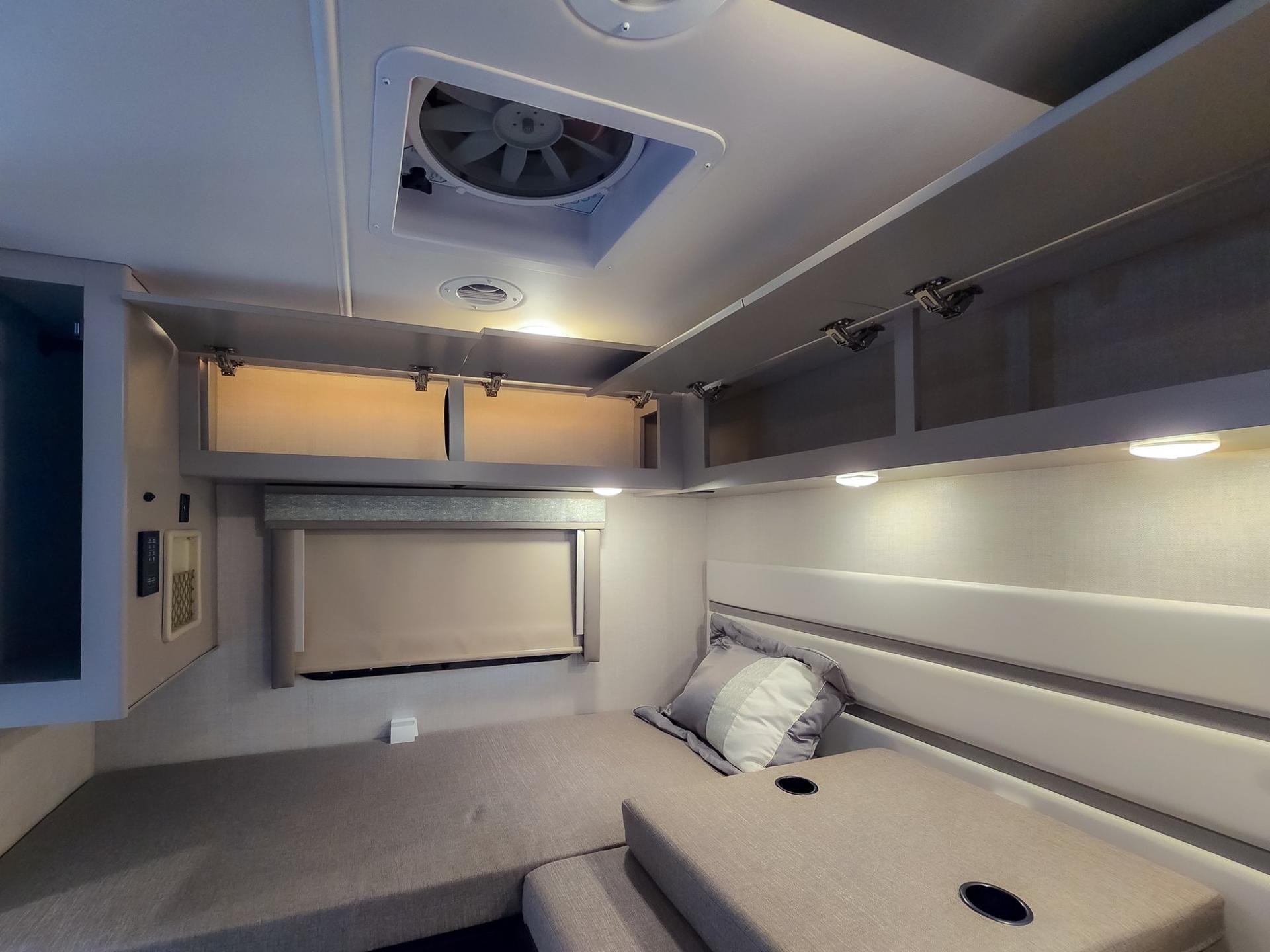 2025 Thor Motor Coach 2025 Thor Motor Coach Tiburon - thumbnail 40