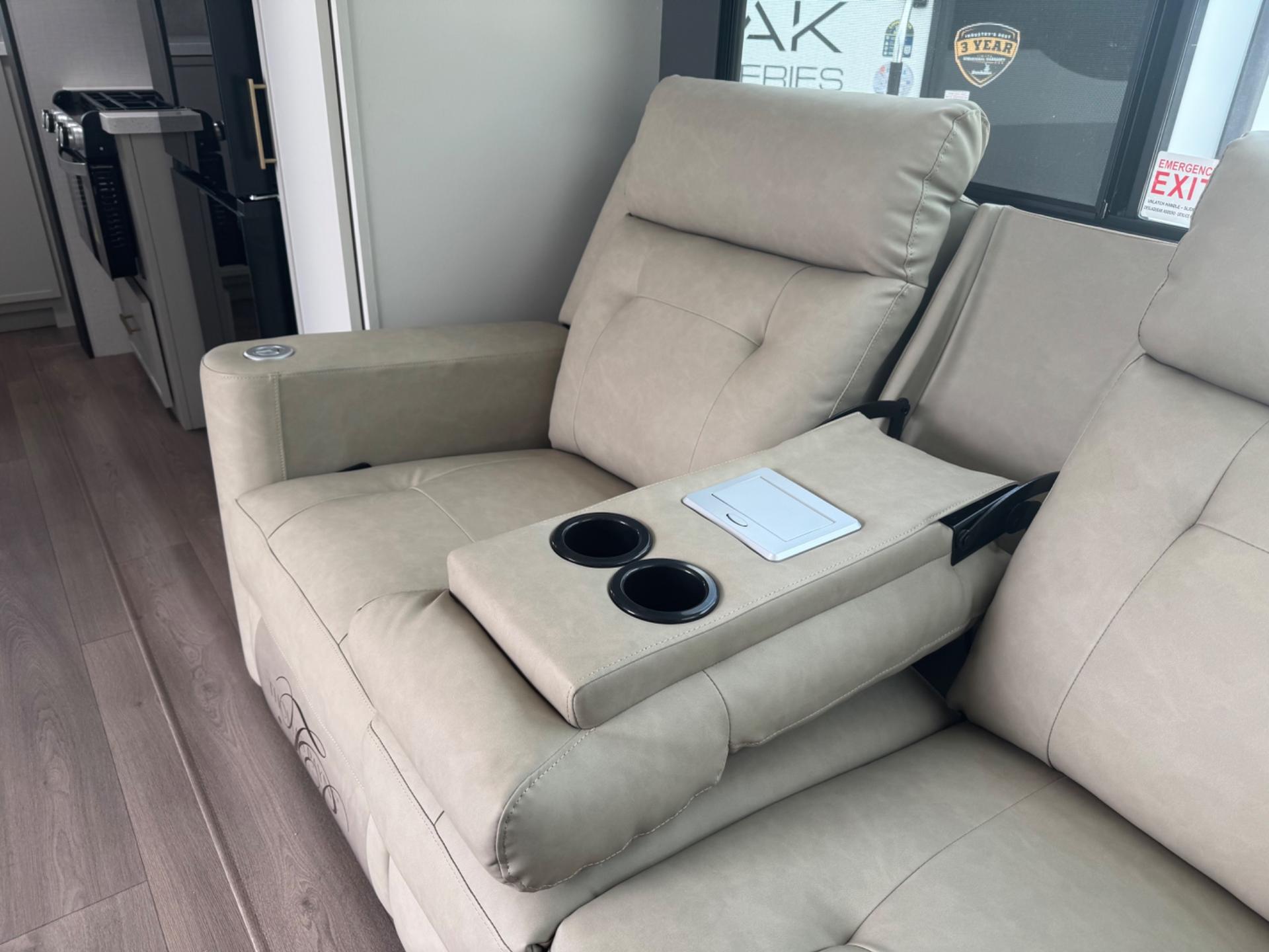 2027 Venture RV 2027 Venture RV Stratus - thumbnail 17