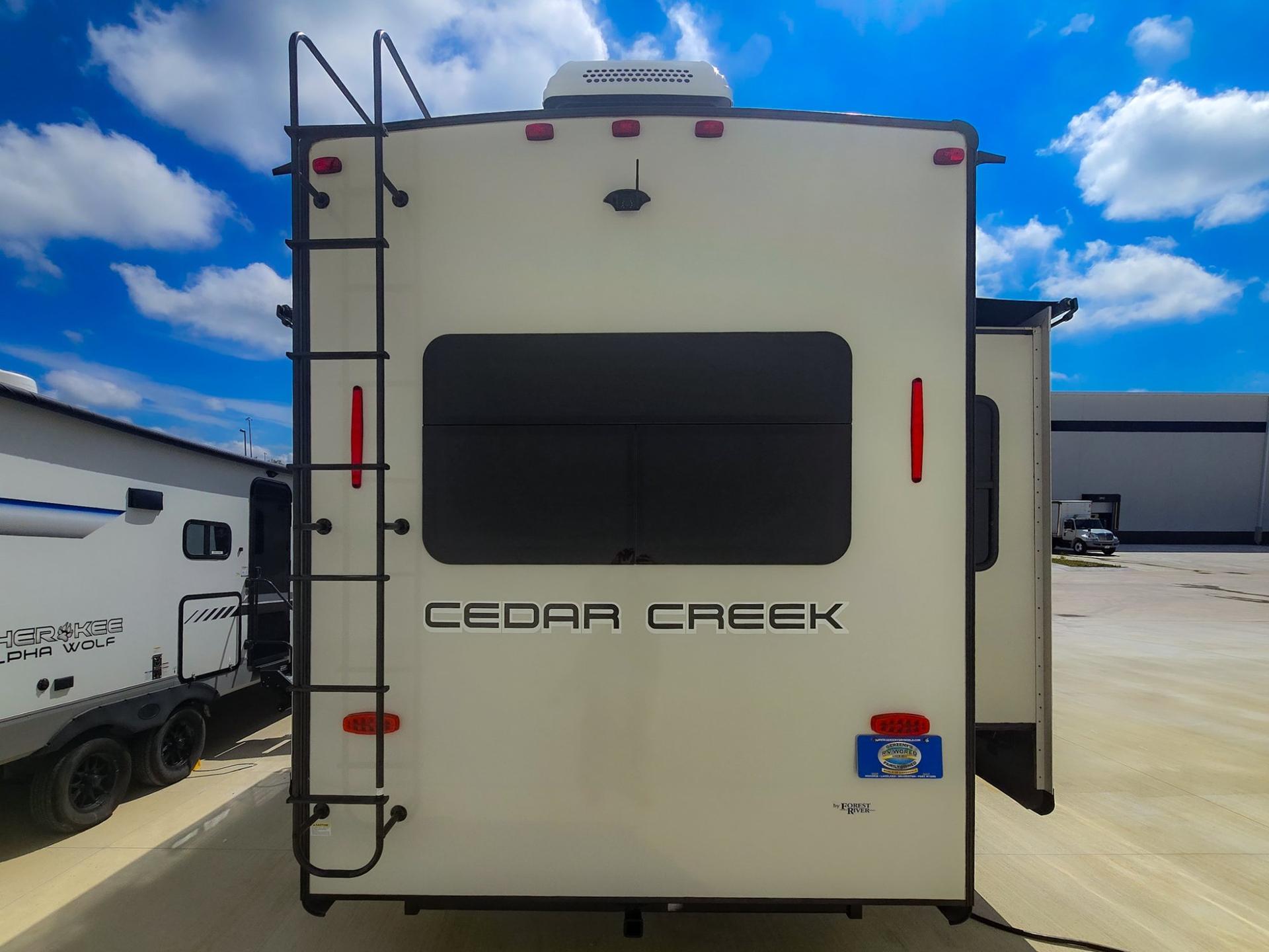2022 Forest River 2022 Forest River Cedar Creek - thumbnail 5