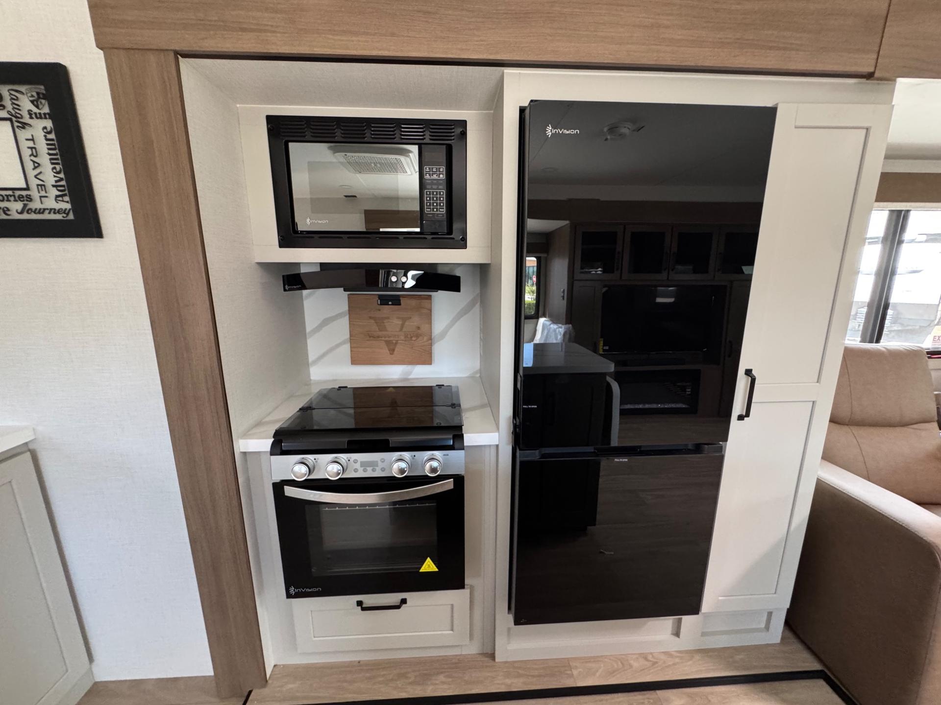 2027 Venture RV 2027 Venture RV SportTrek Touring Edition - thumbnail 10