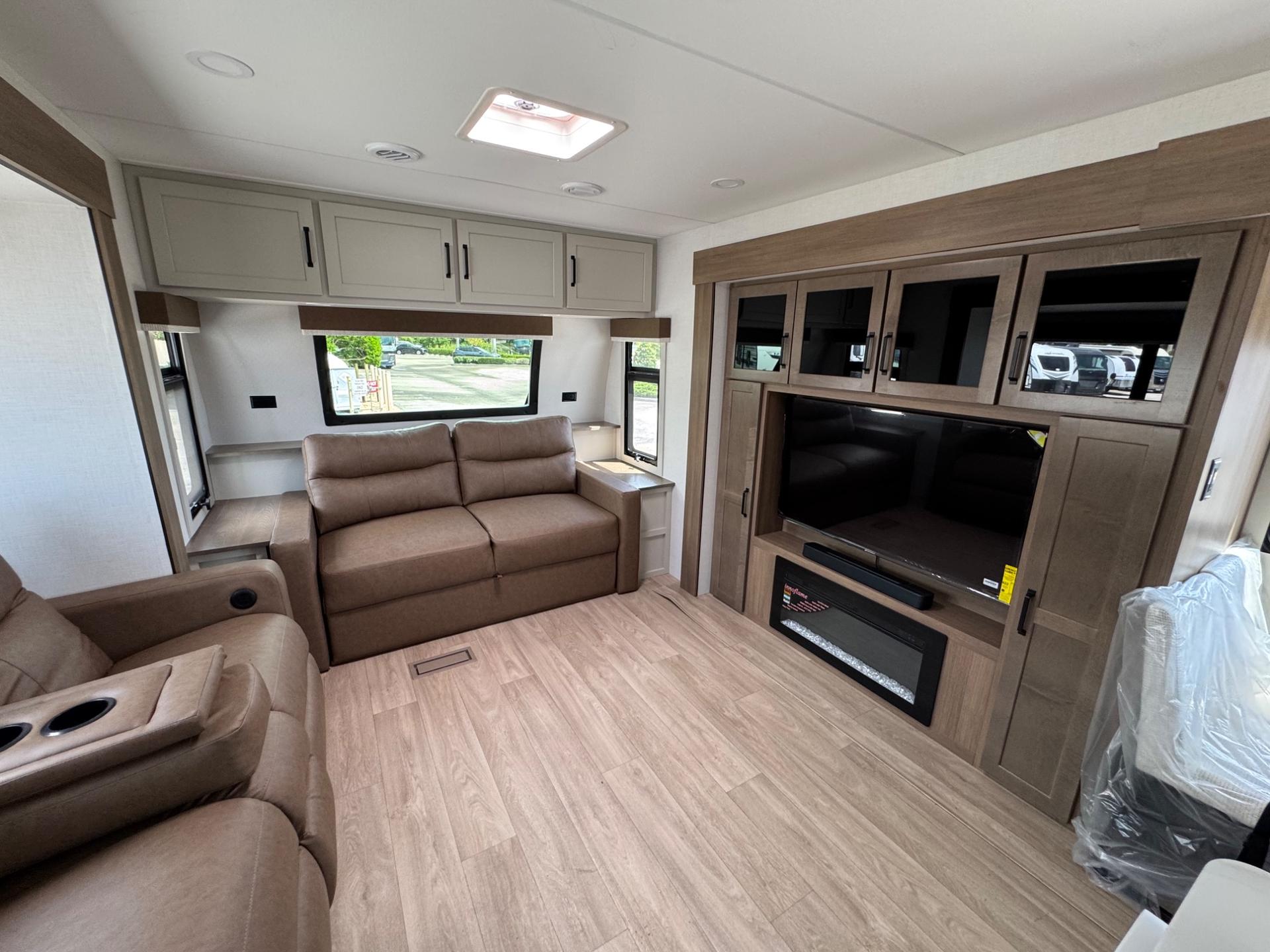 2027 Venture RV 2027 Venture RV SportTrek Touring Edition - thumbnail 12