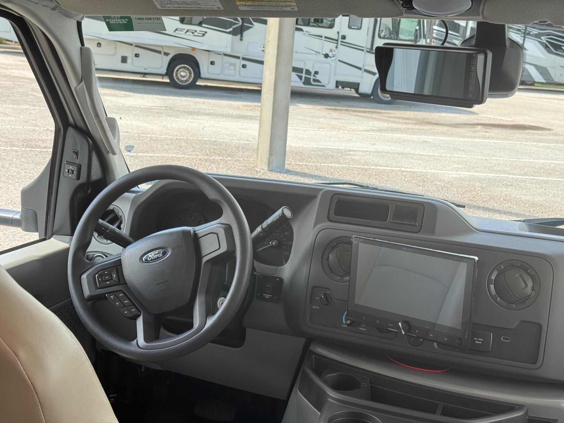 2027 Coachmen 2027 Coachmen Freelander - thumbnail 6
