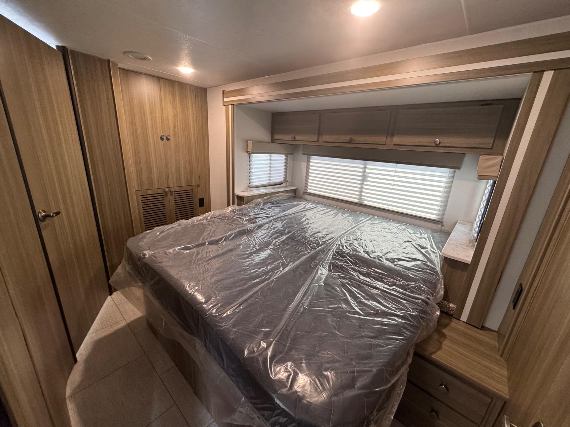2027 Coachmen 2027 Coachmen Freelander - thumbnail 20