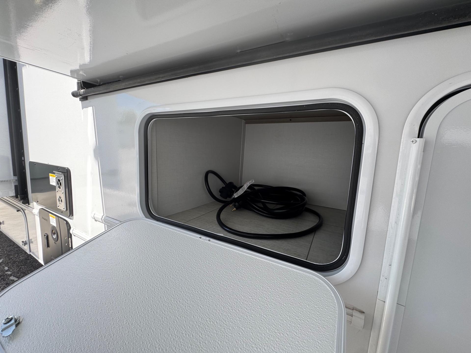 2027 Coachmen 2027 Coachmen Freelander - thumbnail 35