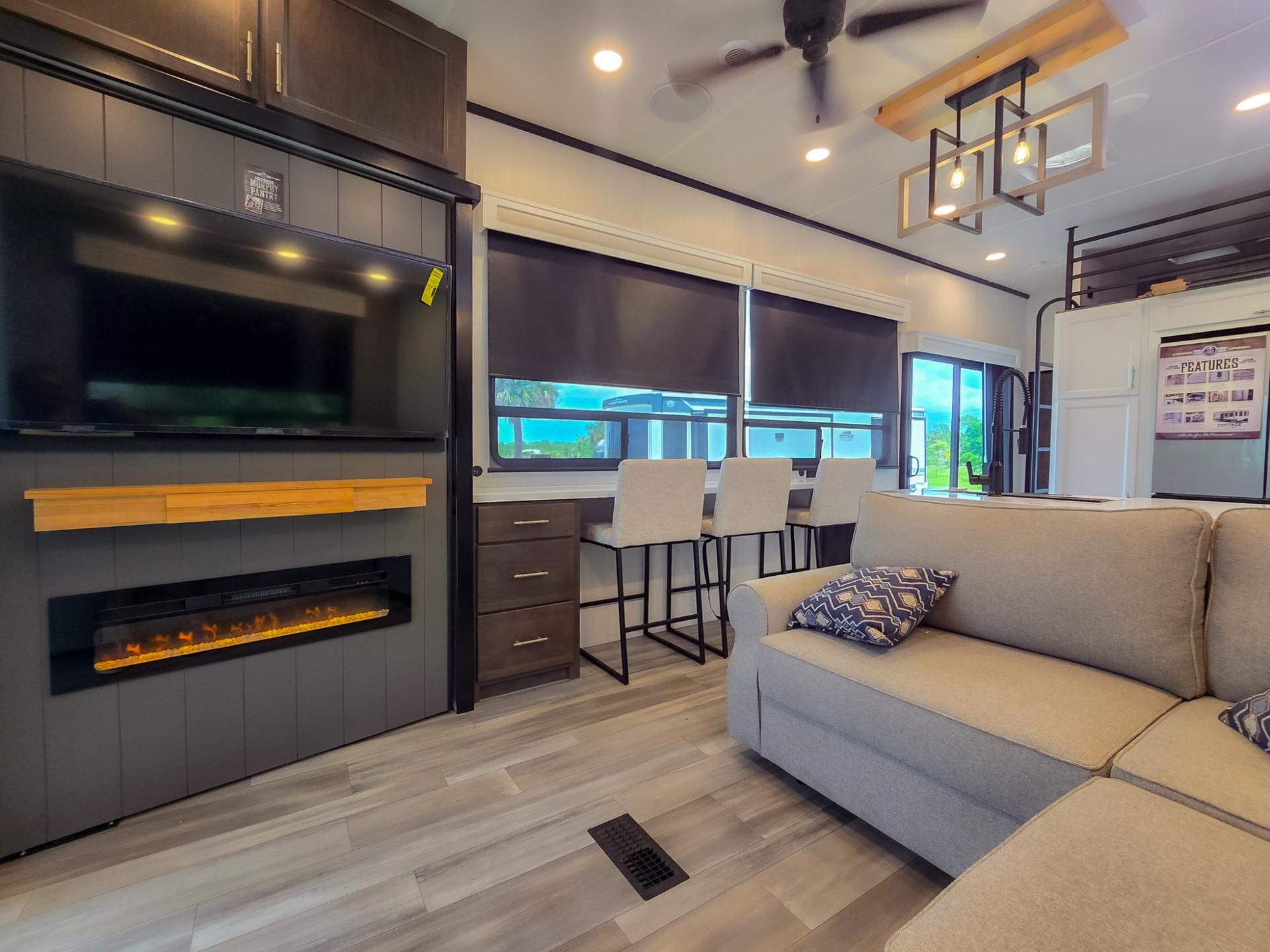 2024 Forest River 2024 Forest River Cedar Creek Cottage - thumbnail 59