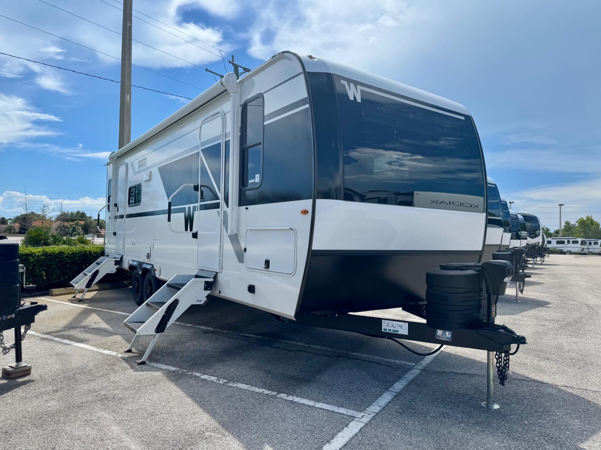 2027 Winnebago Thrive 25RLS