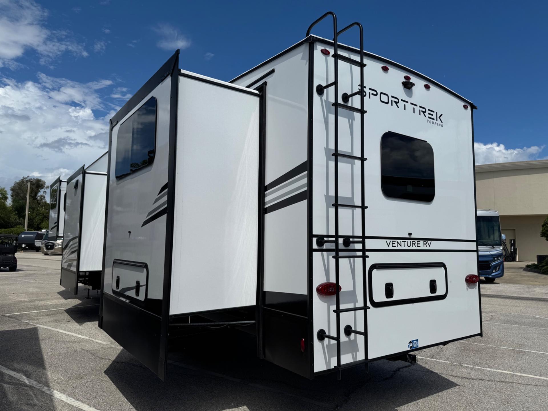 2027 Venture RV 2027 Venture RV SportTrek Touring Edition - thumbnail 4