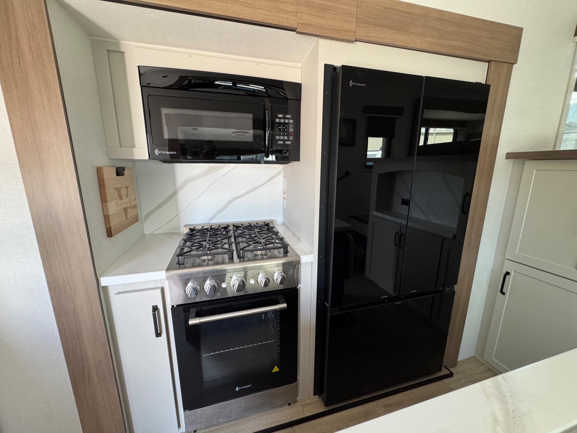 2027 Venture RV 2027 Venture RV SportTrek Touring Edition - thumbnail 10