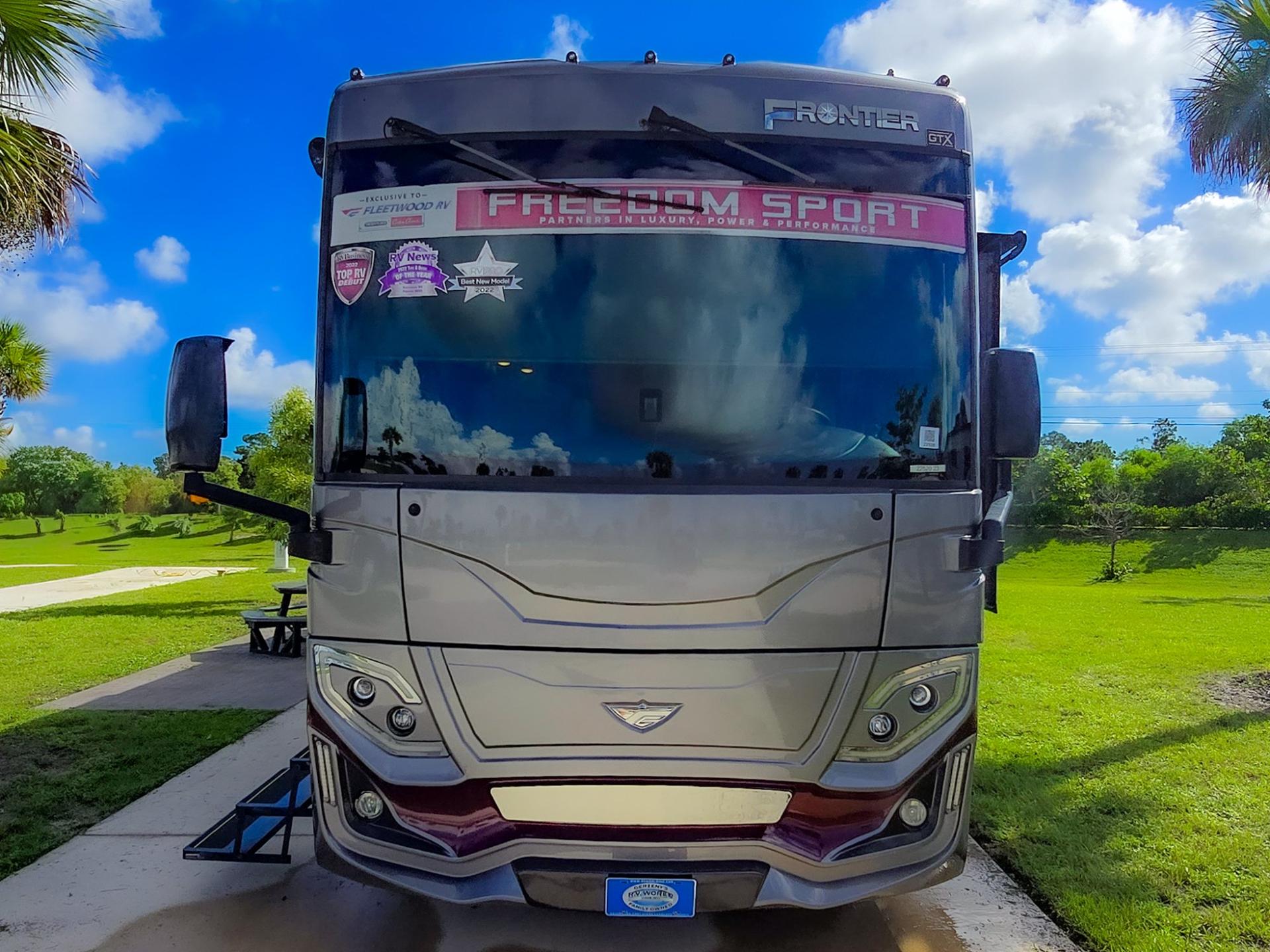 2023 Fleetwood RV 2023 Fleetwood RV Frontier GTX - thumbnail 9