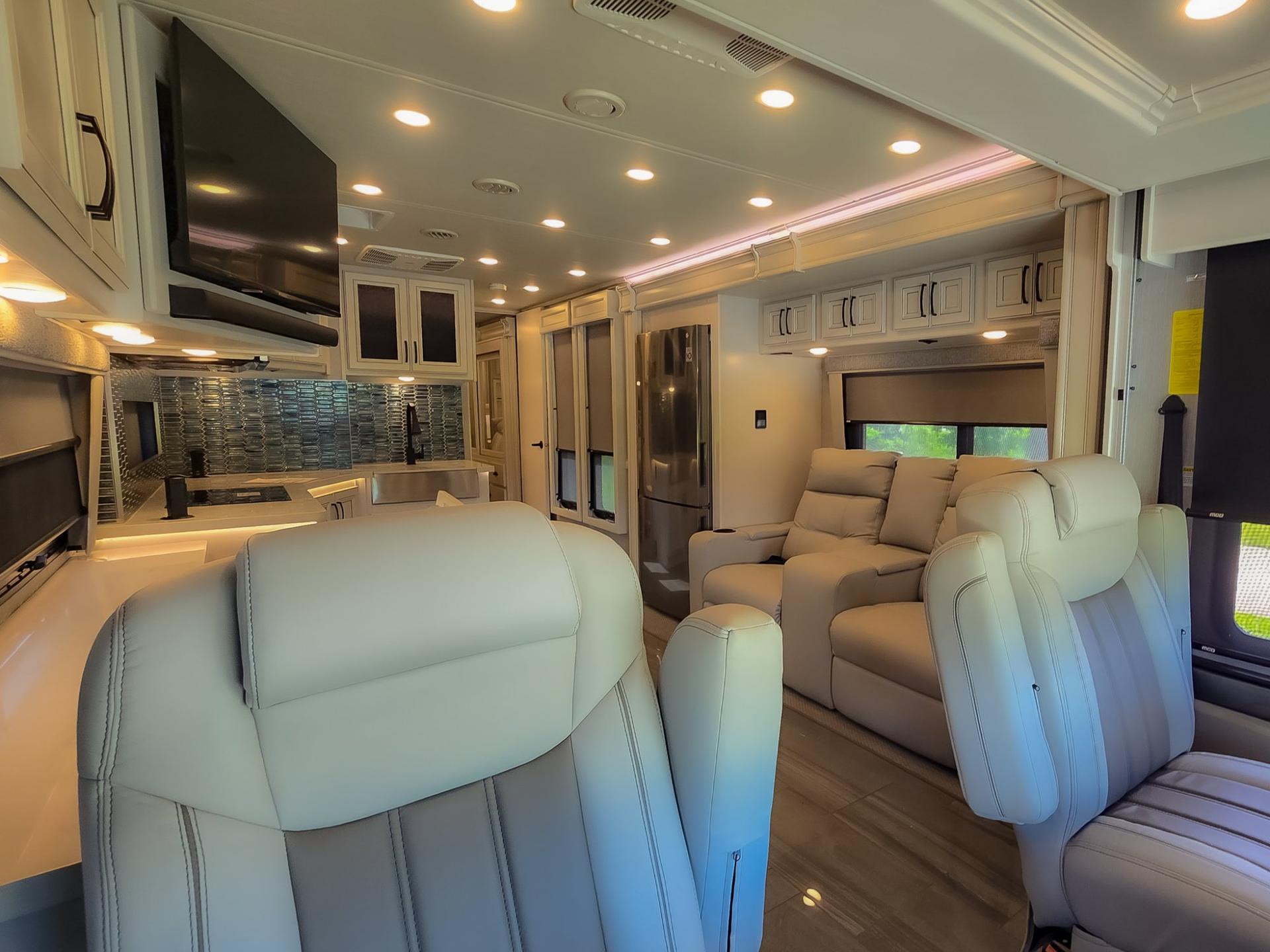2023 Fleetwood RV 2023 Fleetwood RV Frontier GTX - thumbnail 10