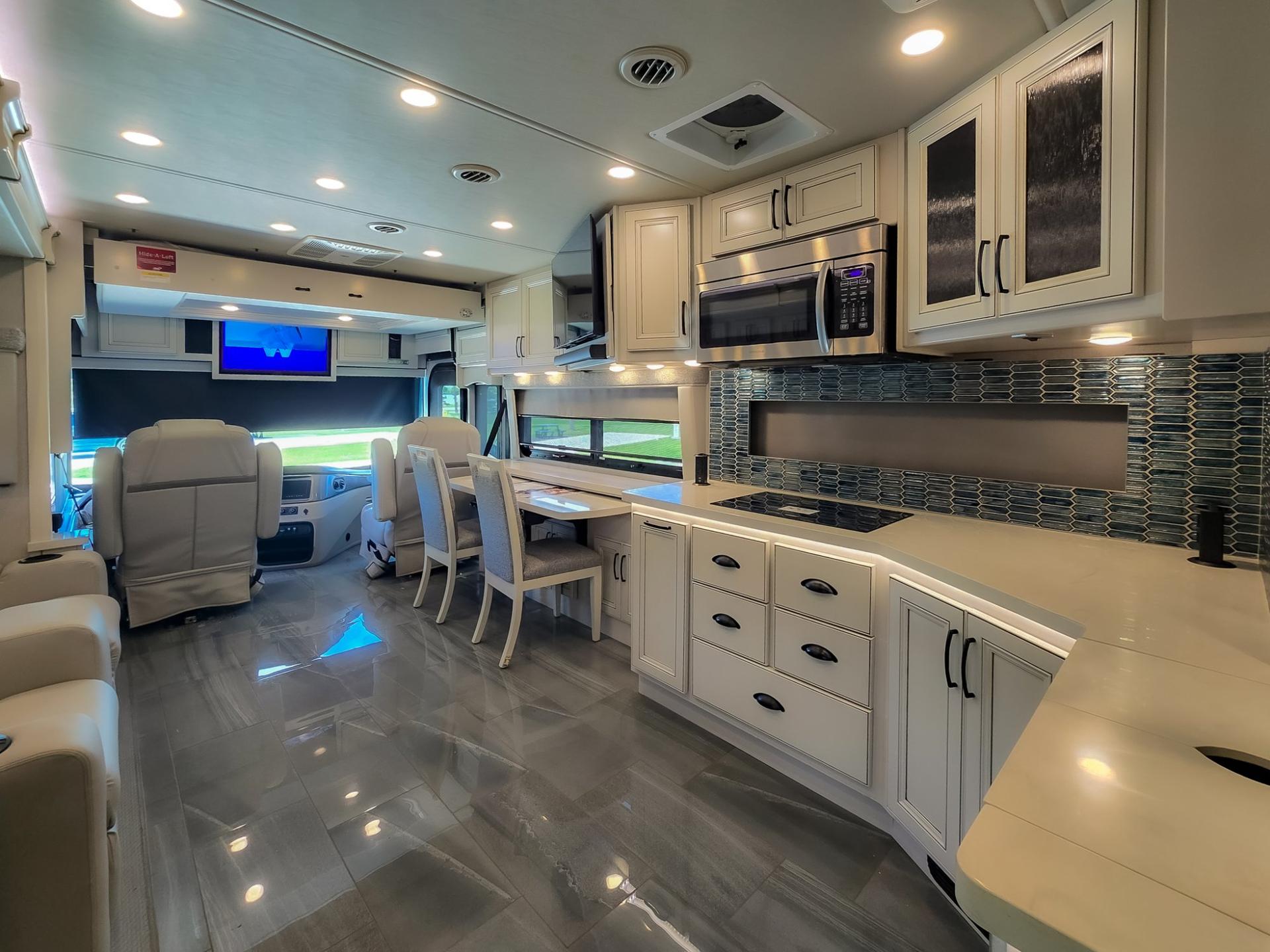 2023 Fleetwood RV 2023 Fleetwood RV Frontier GTX - thumbnail 15