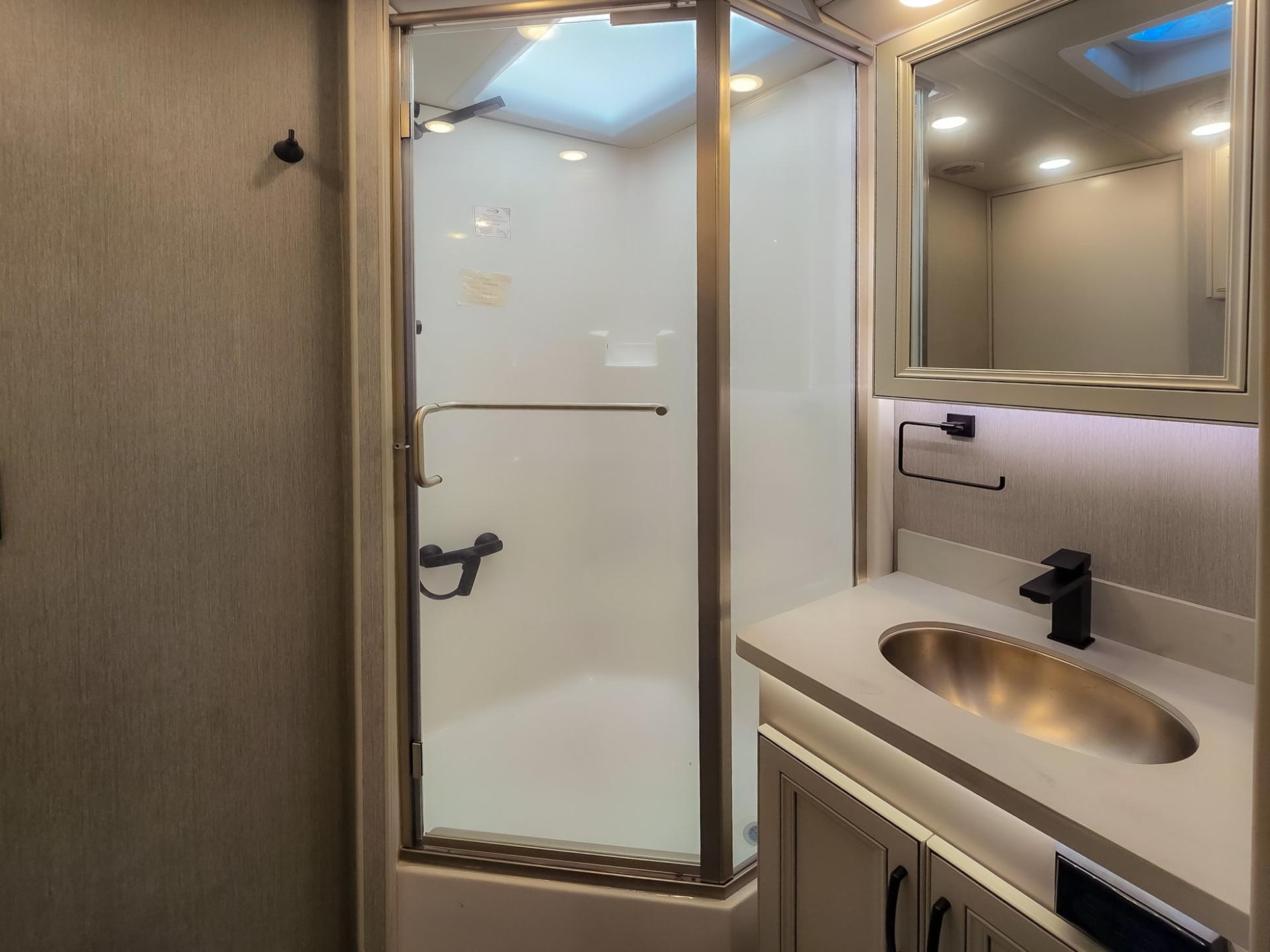 2023 Fleetwood RV 2023 Fleetwood RV Frontier GTX - thumbnail 35
