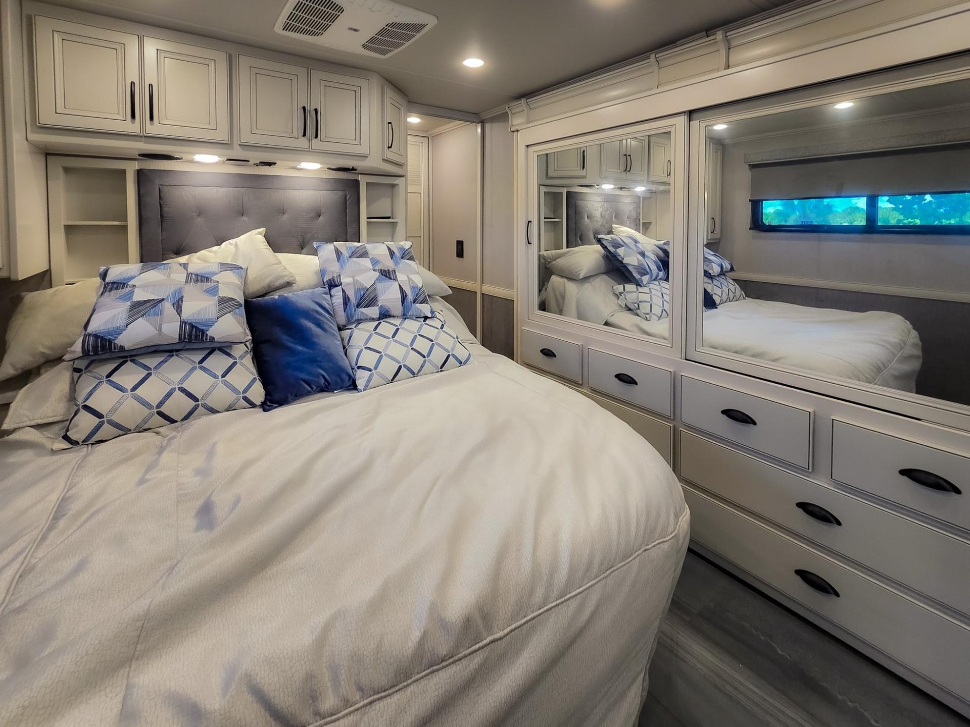 2023 Fleetwood RV 2023 Fleetwood RV Frontier GTX - thumbnail 43