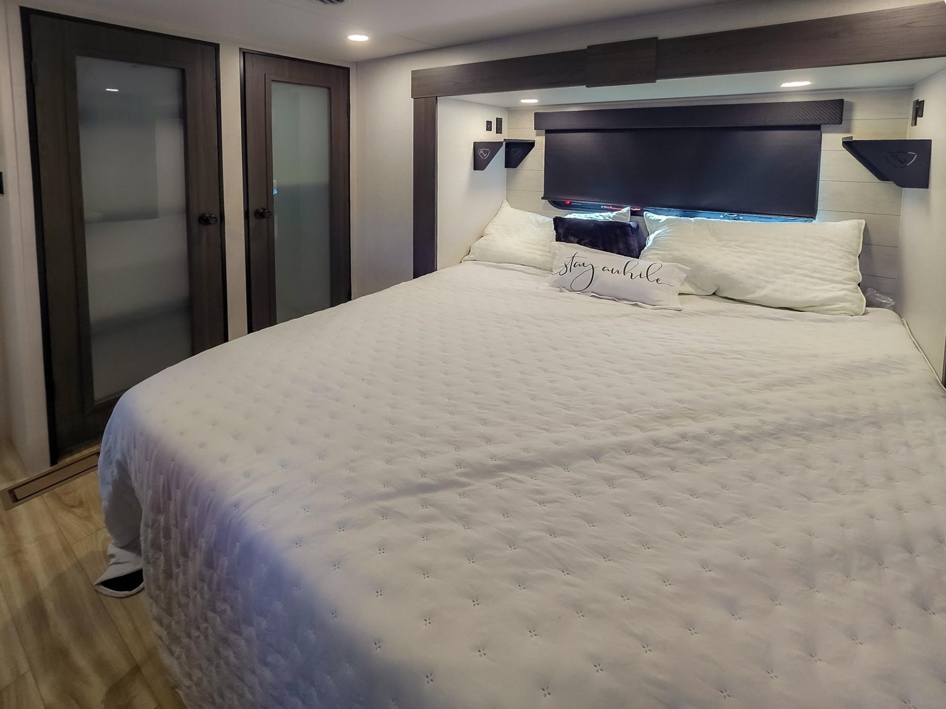 2026 Venture RV 2026 Venture RV SportTrek 5 Touring Edition - thumbnail 57