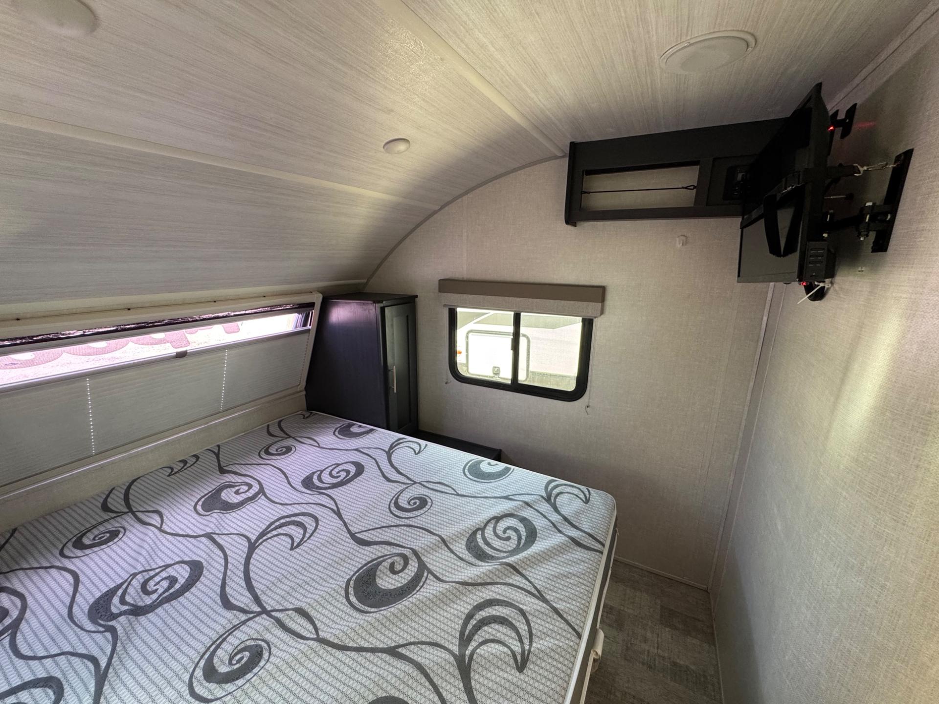 2023 Forest River 2023 Forest River R-Pod - thumbnail 16