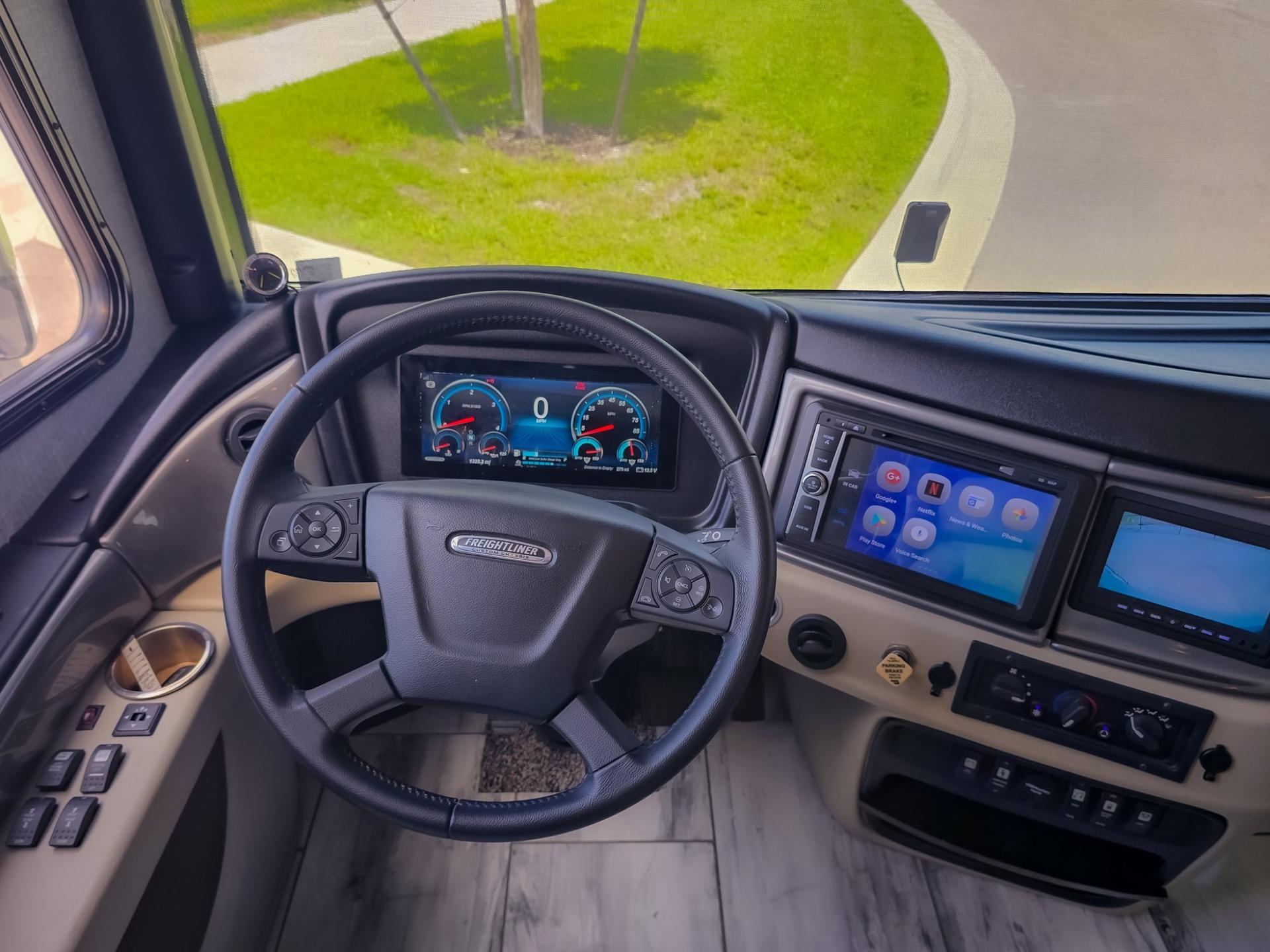 2024 Fleetwood RV 2024 Fleetwood RV Discovery LXE - thumbnail 72
