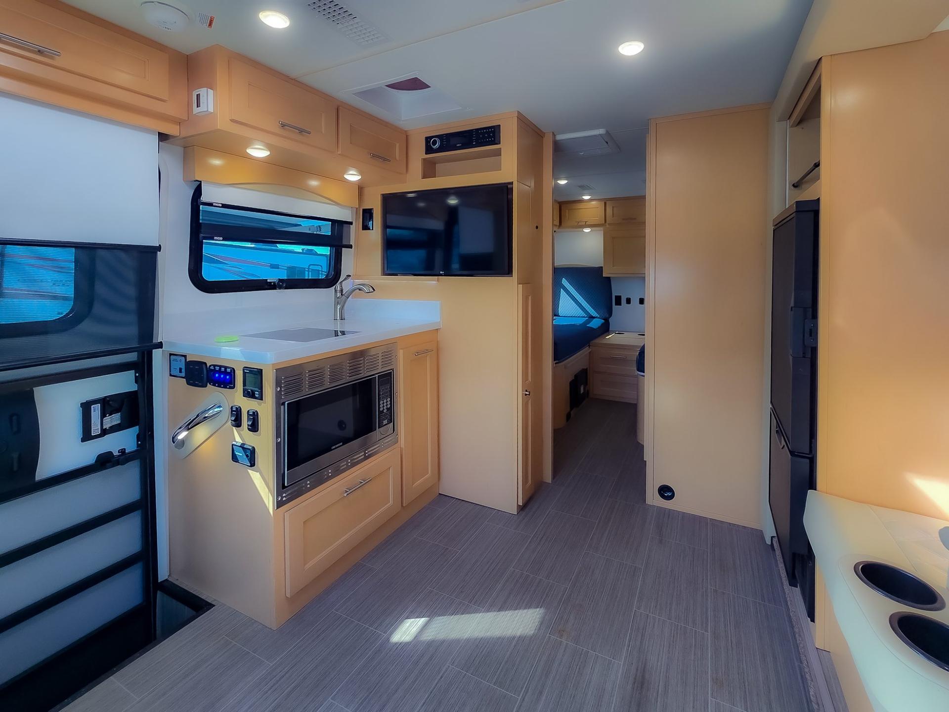 2023 Regency RV 2023 Regency RV Ultra Brougham - thumbnail 12