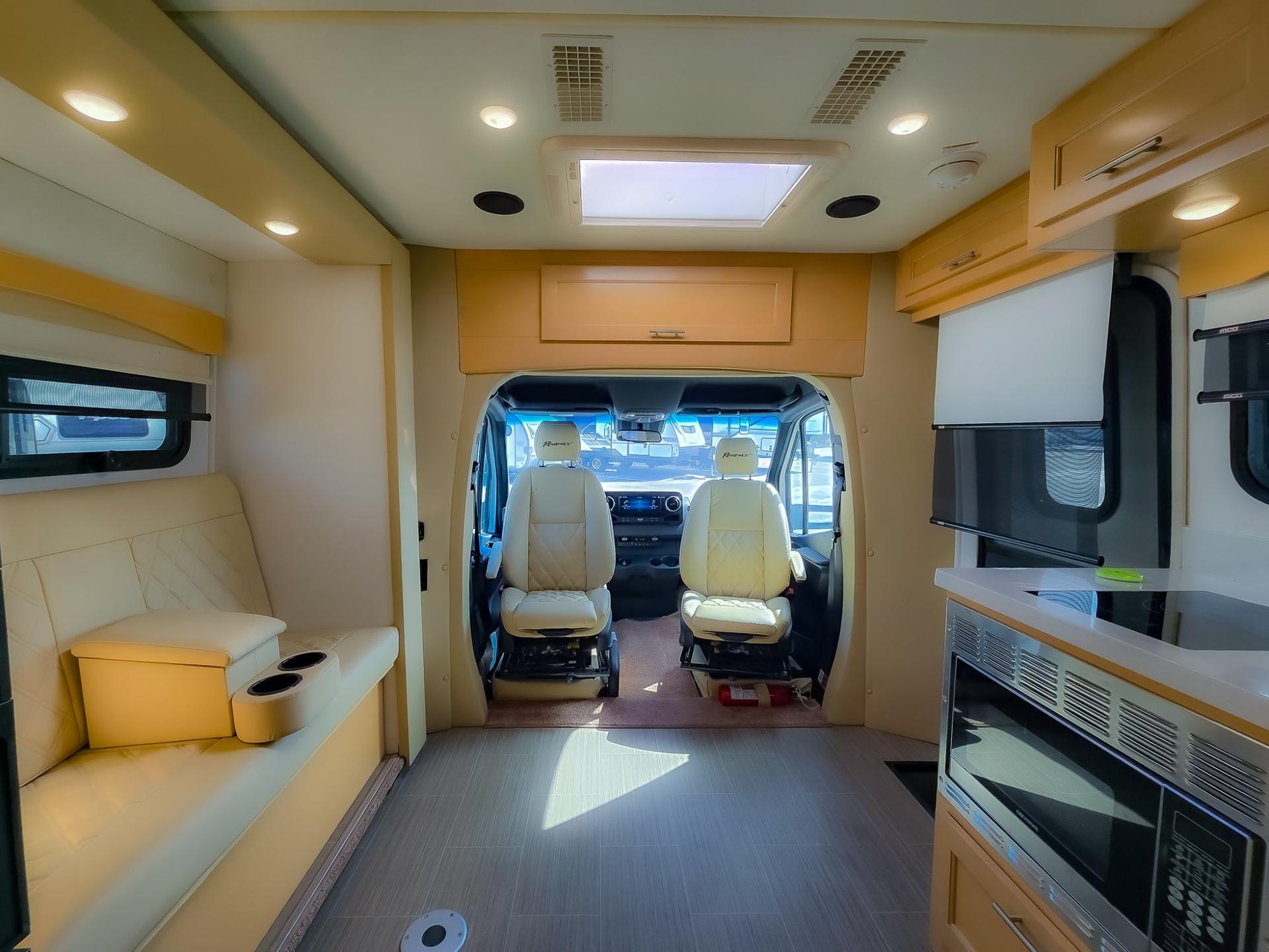 2023 Regency RV 2023 Regency RV Ultra Brougham - thumbnail 15