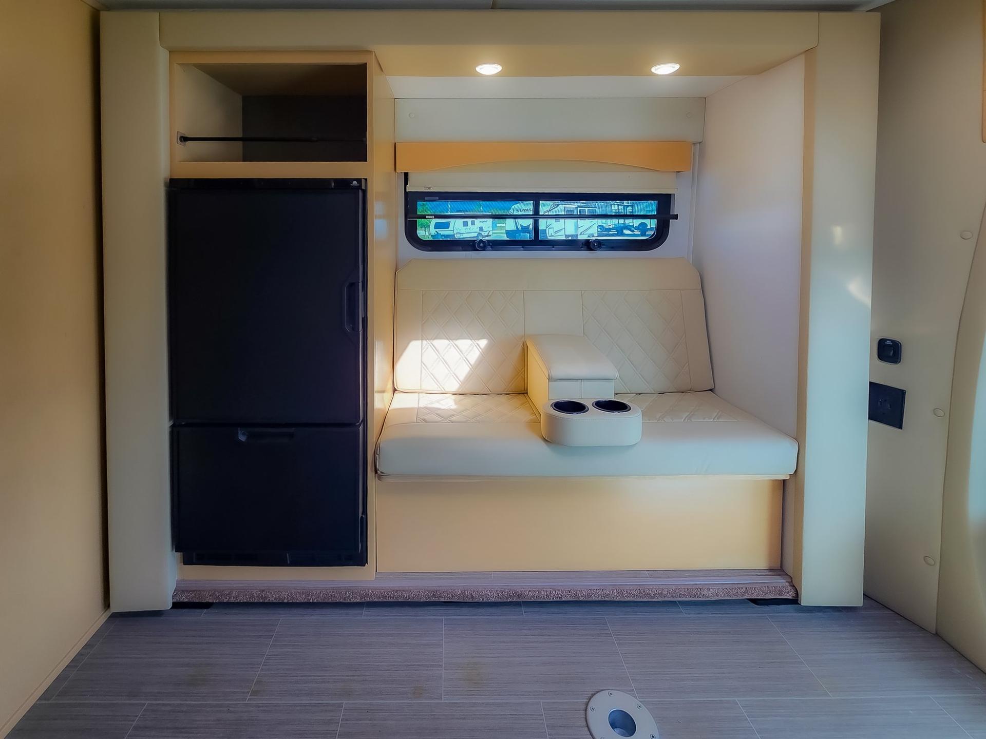 2023 Regency RV 2023 Regency RV Ultra Brougham - thumbnail 17