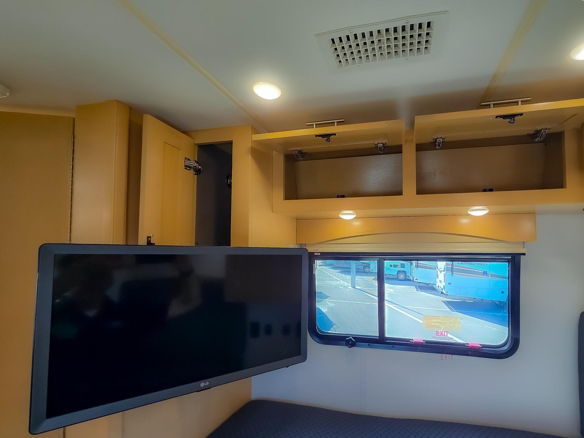 2023 Regency RV 2023 Regency RV Ultra Brougham - thumbnail 37