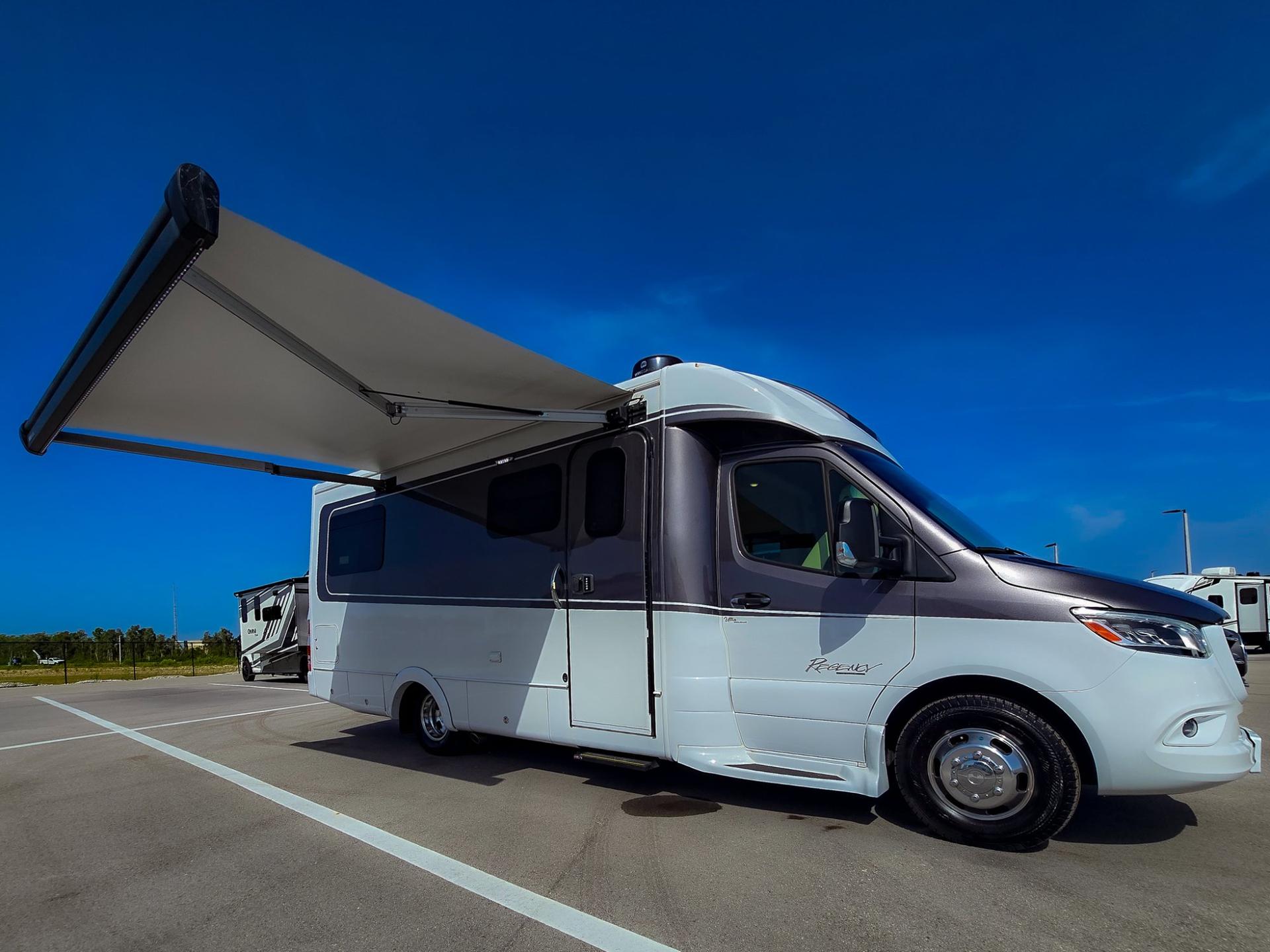2023 Regency RV 2023 Regency RV Ultra Brougham - thumbnail 42