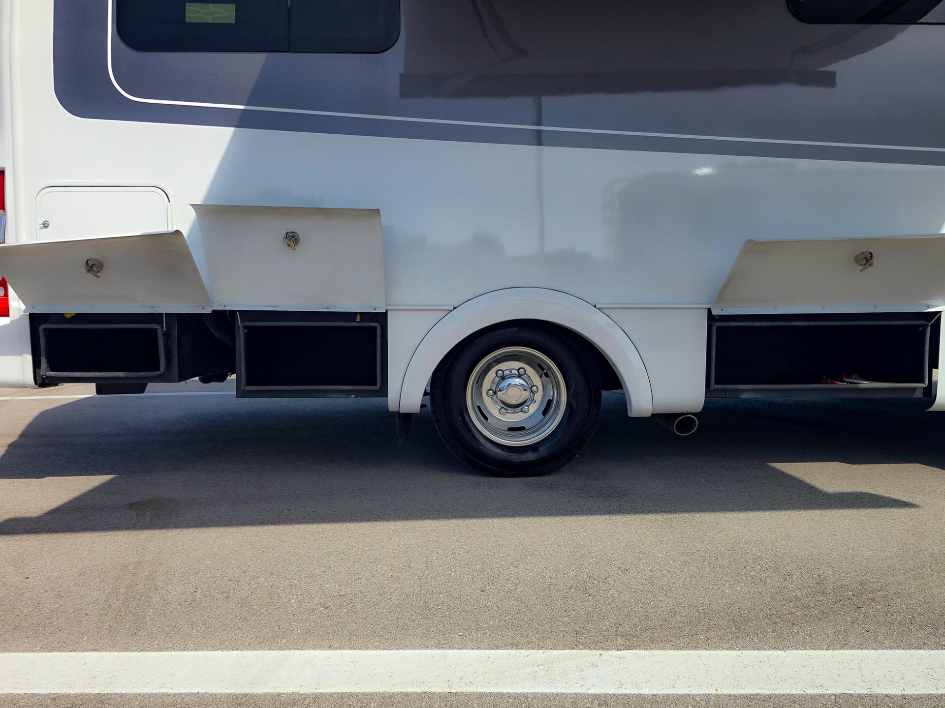 2023 Regency RV 2023 Regency RV Ultra Brougham - thumbnail 45