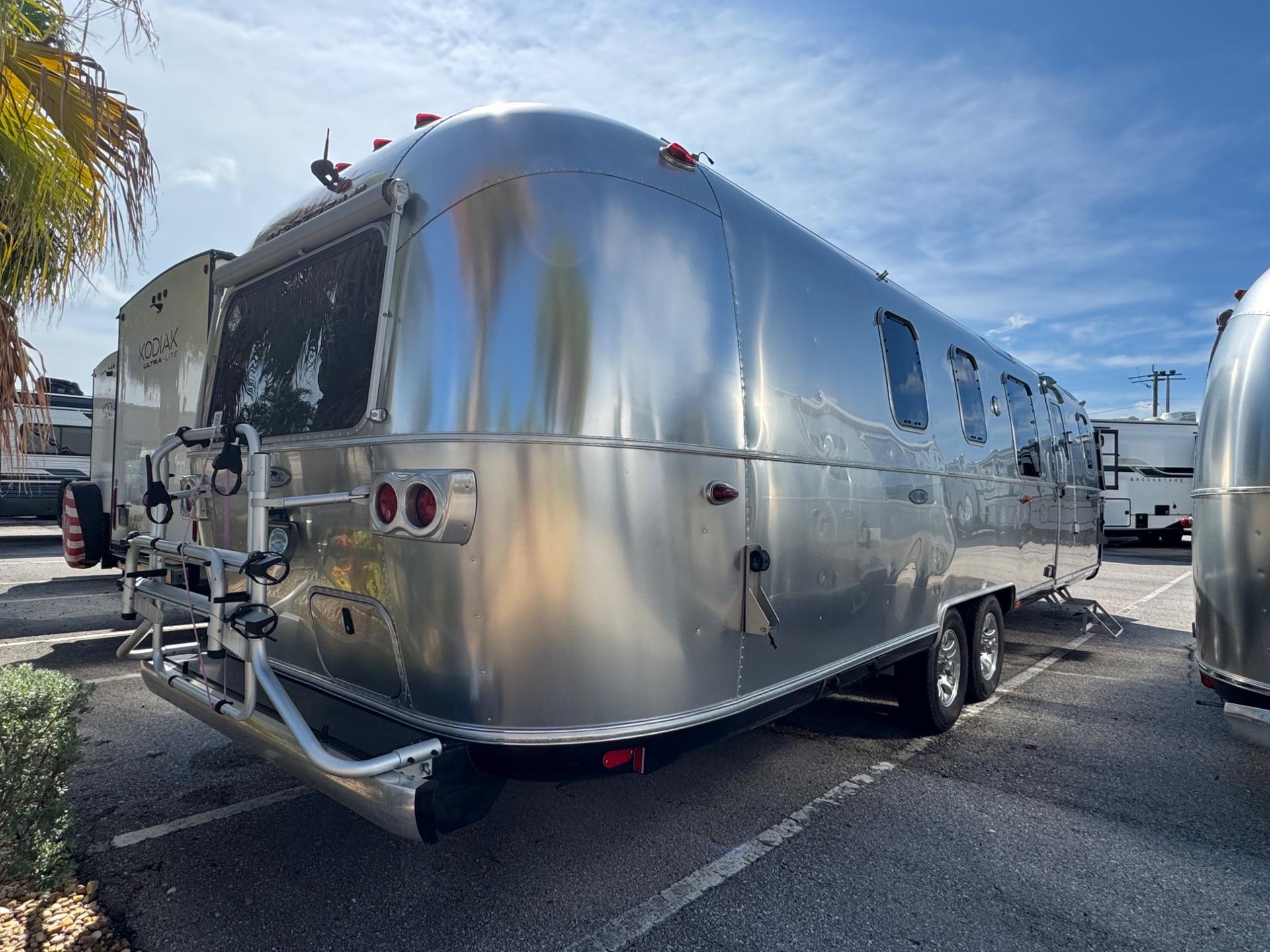 2019 Airstream 2019 Airstream Classic - thumbnail 5