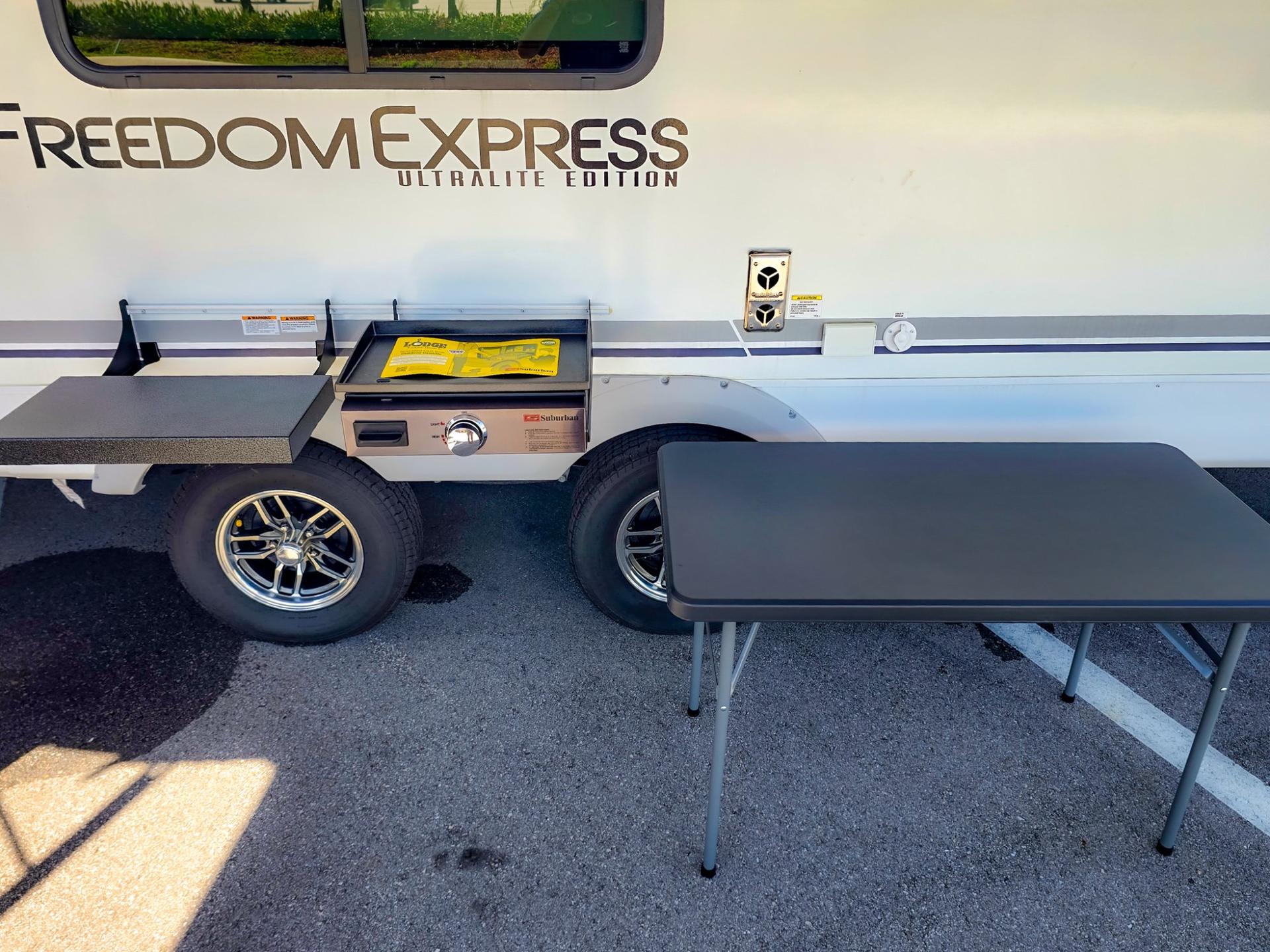 2026 Coachmen 2026 Coachmen Freedom Express Ultra-Lite - thumbnail 44
