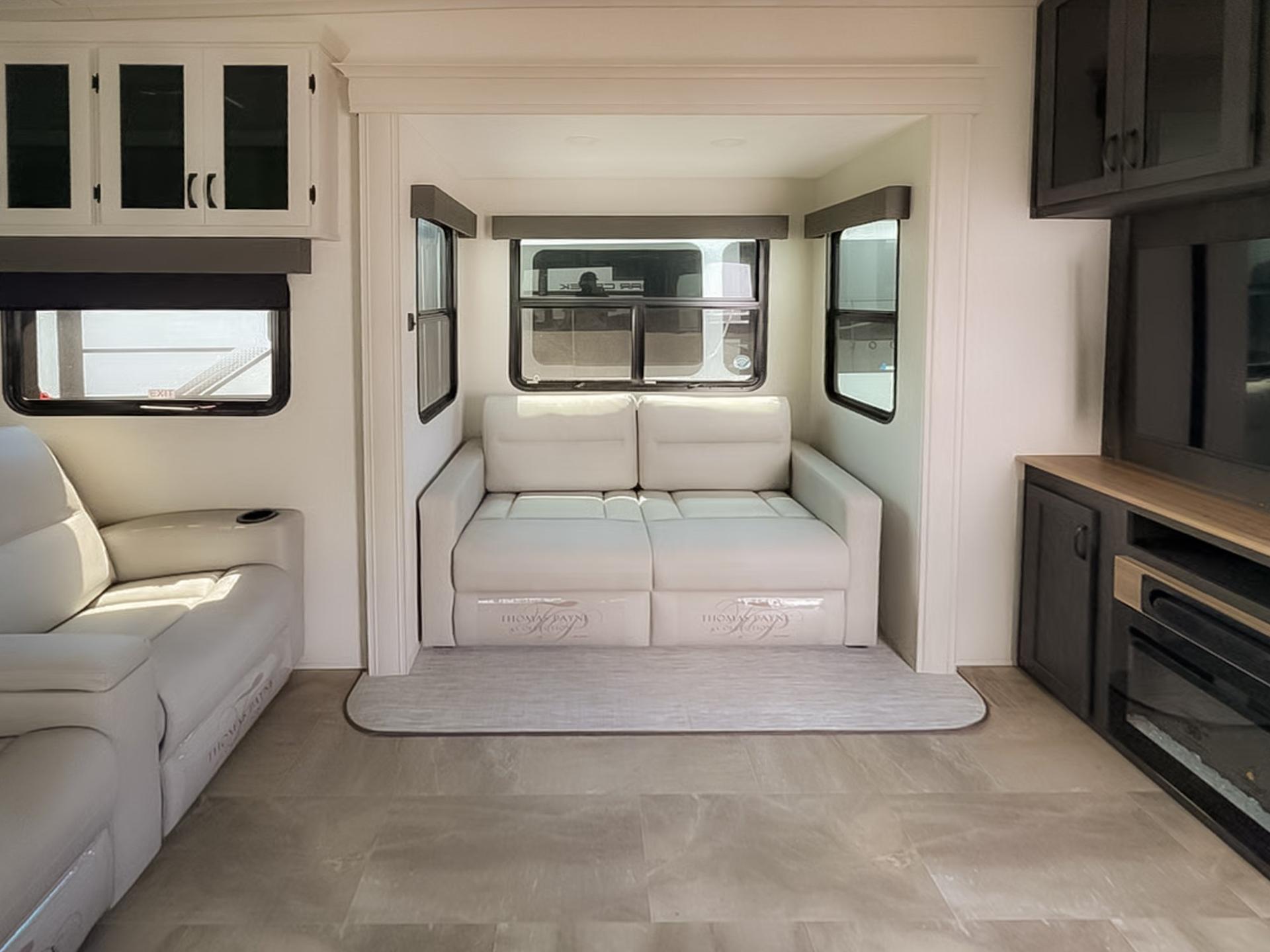 2026 Coachmen 2026 Coachmen Brookstone - thumbnail 7