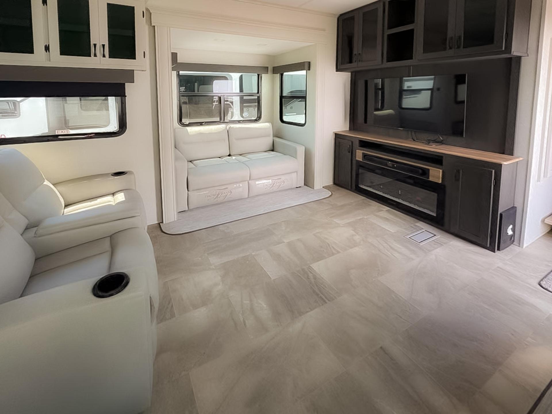 2026 Coachmen 2026 Coachmen Brookstone - thumbnail 8