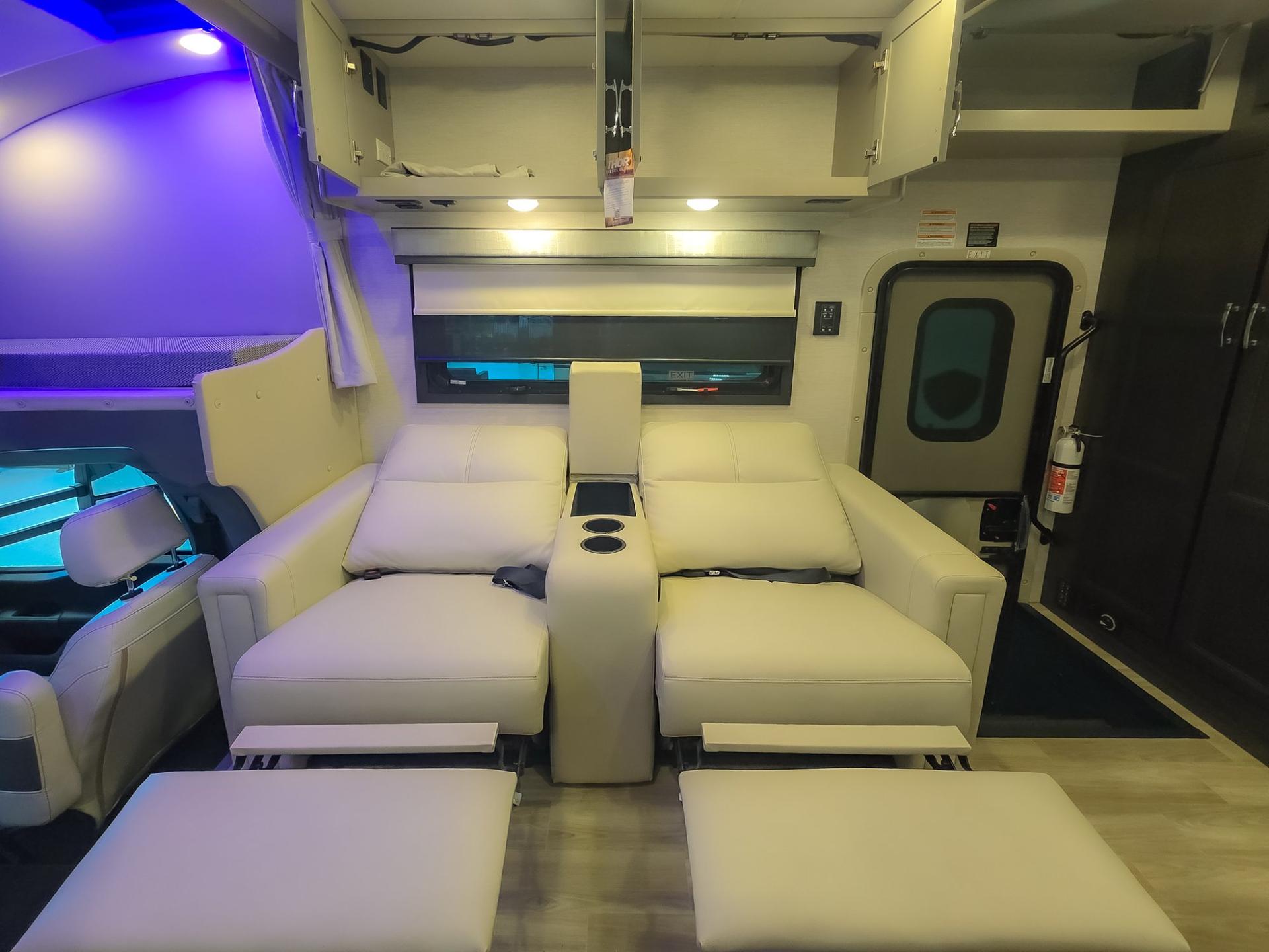 2026 Thor Motor Coach 2026 Thor Motor Coach Omni Trail - thumbnail 16