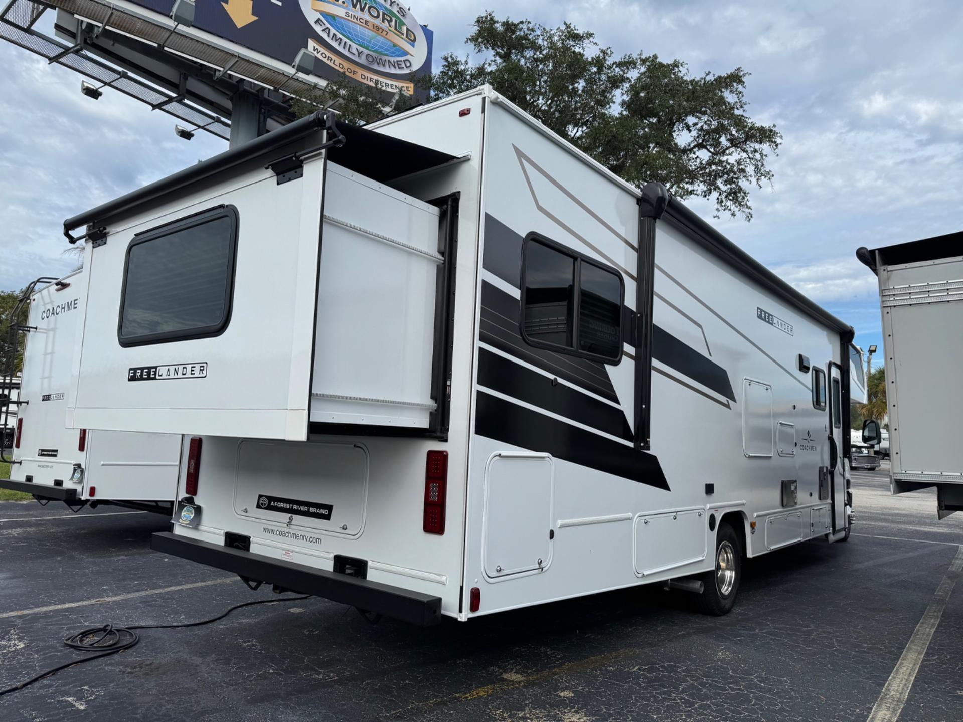 2027 Coachmen 2027 Coachmen Freelander - thumbnail 5