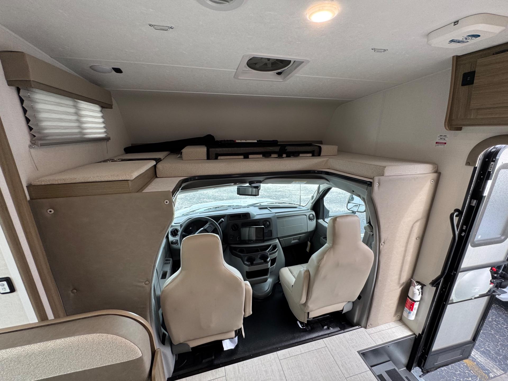 2027 Coachmen 2027 Coachmen Freelander - thumbnail 18