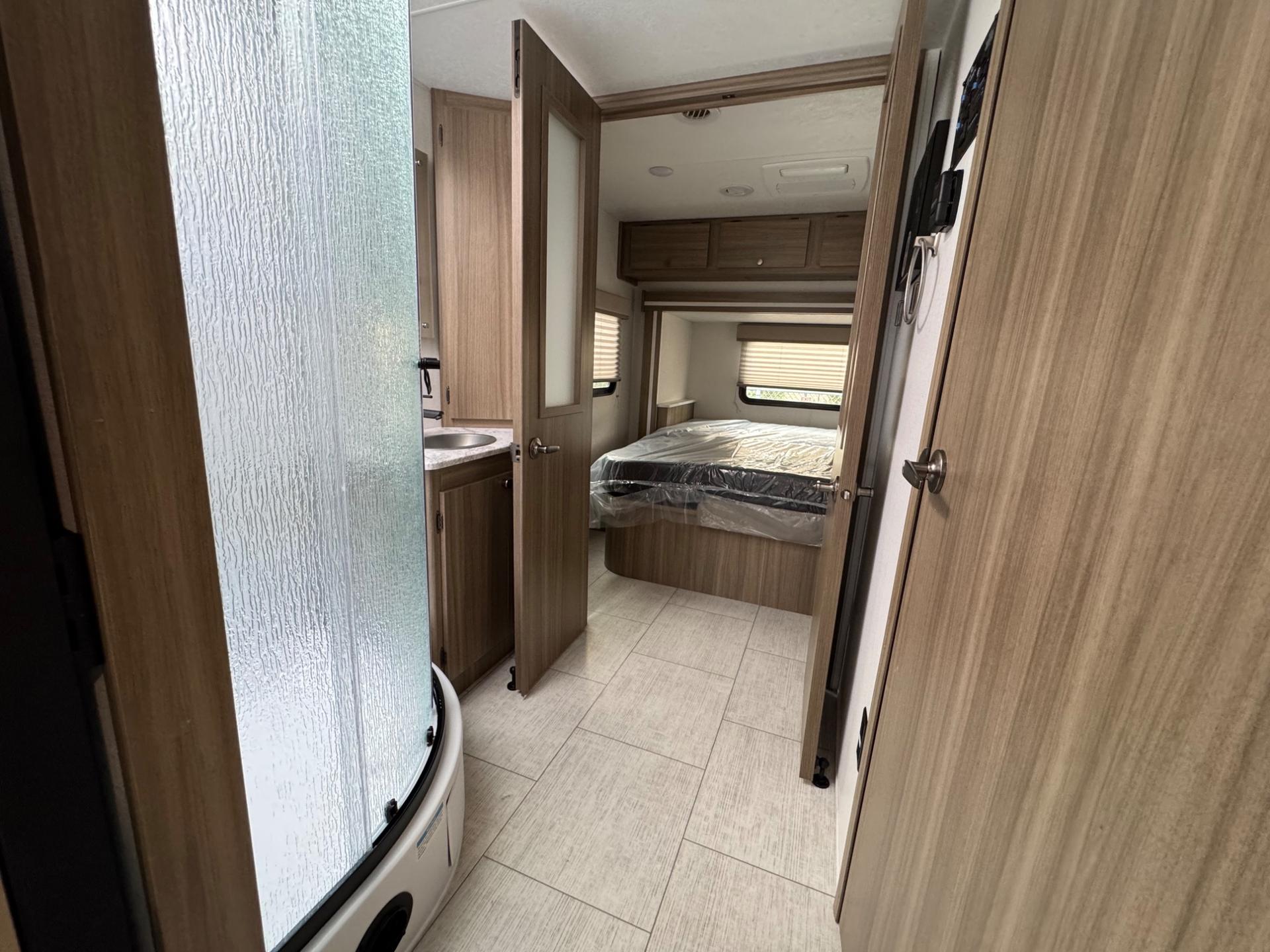 2027 Coachmen 2027 Coachmen Freelander - thumbnail 21