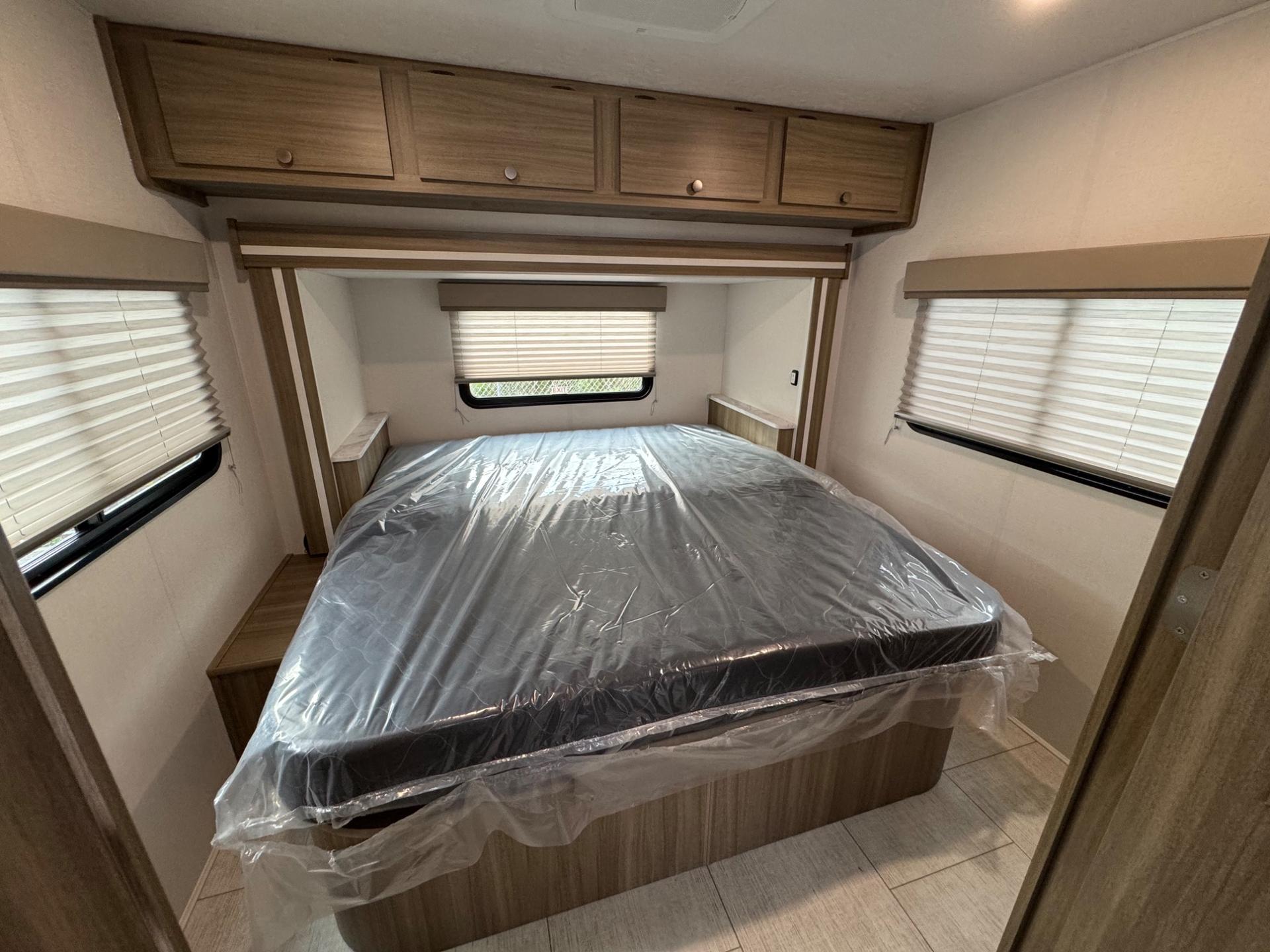 2027 Coachmen 2027 Coachmen Freelander - thumbnail 22