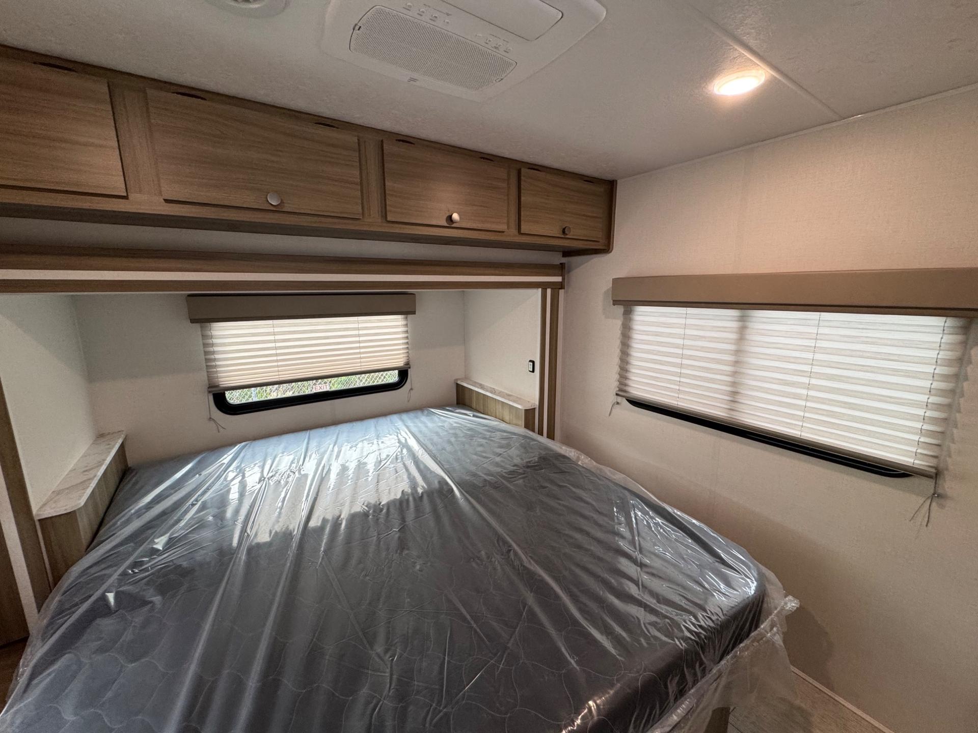 2027 Coachmen 2027 Coachmen Freelander - thumbnail 23