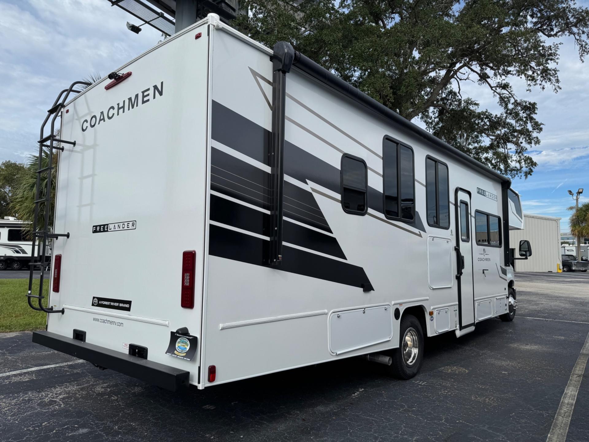 2027 Coachmen 2027 Coachmen Freelander - thumbnail 5