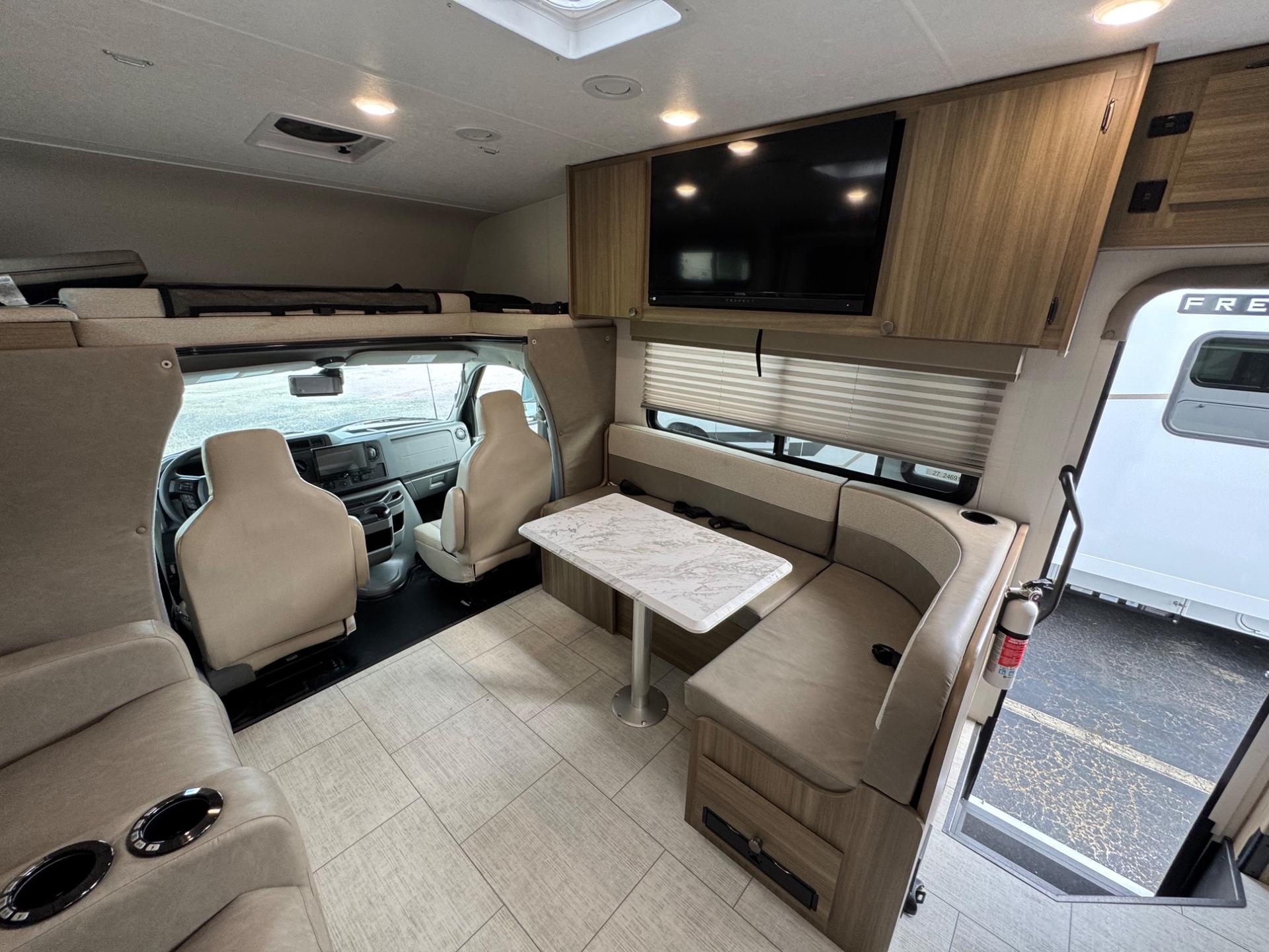 2027 Coachmen 2027 Coachmen Freelander - thumbnail 14