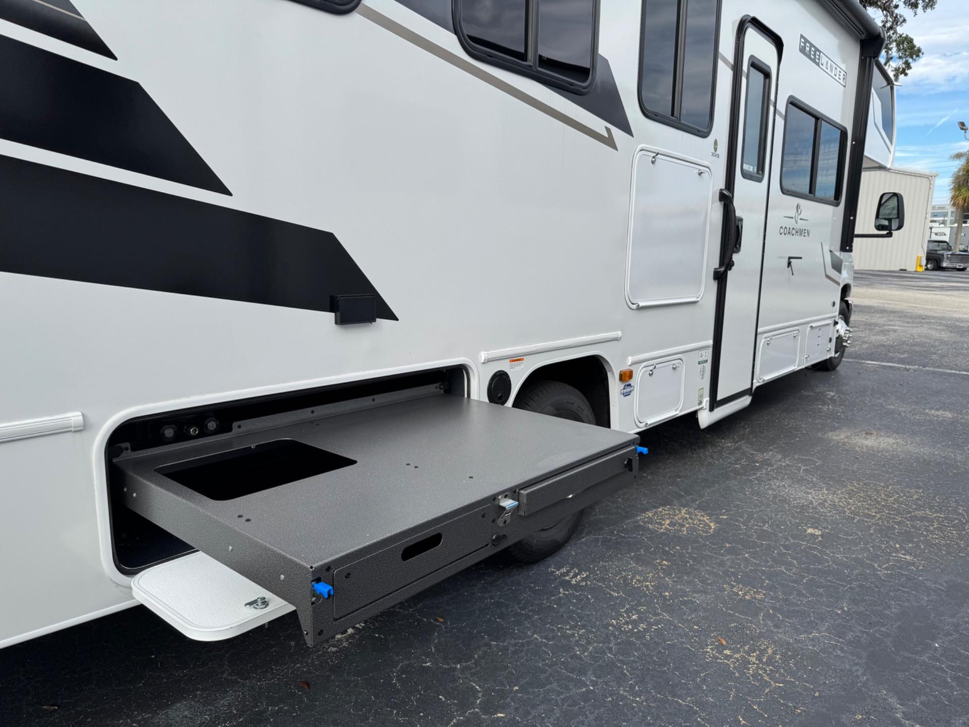2027 Coachmen 2027 Coachmen Freelander - thumbnail 25