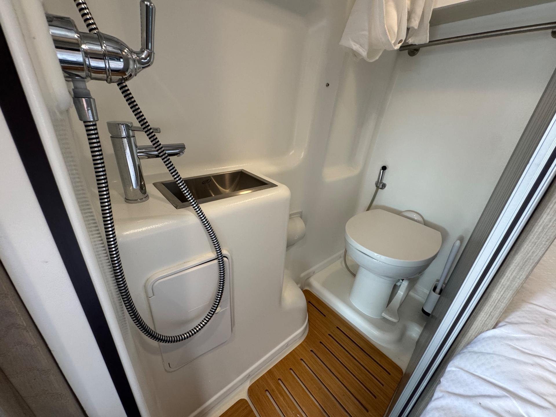 2022 Winnebago 2022 Winnebago Travato - thumbnail 17