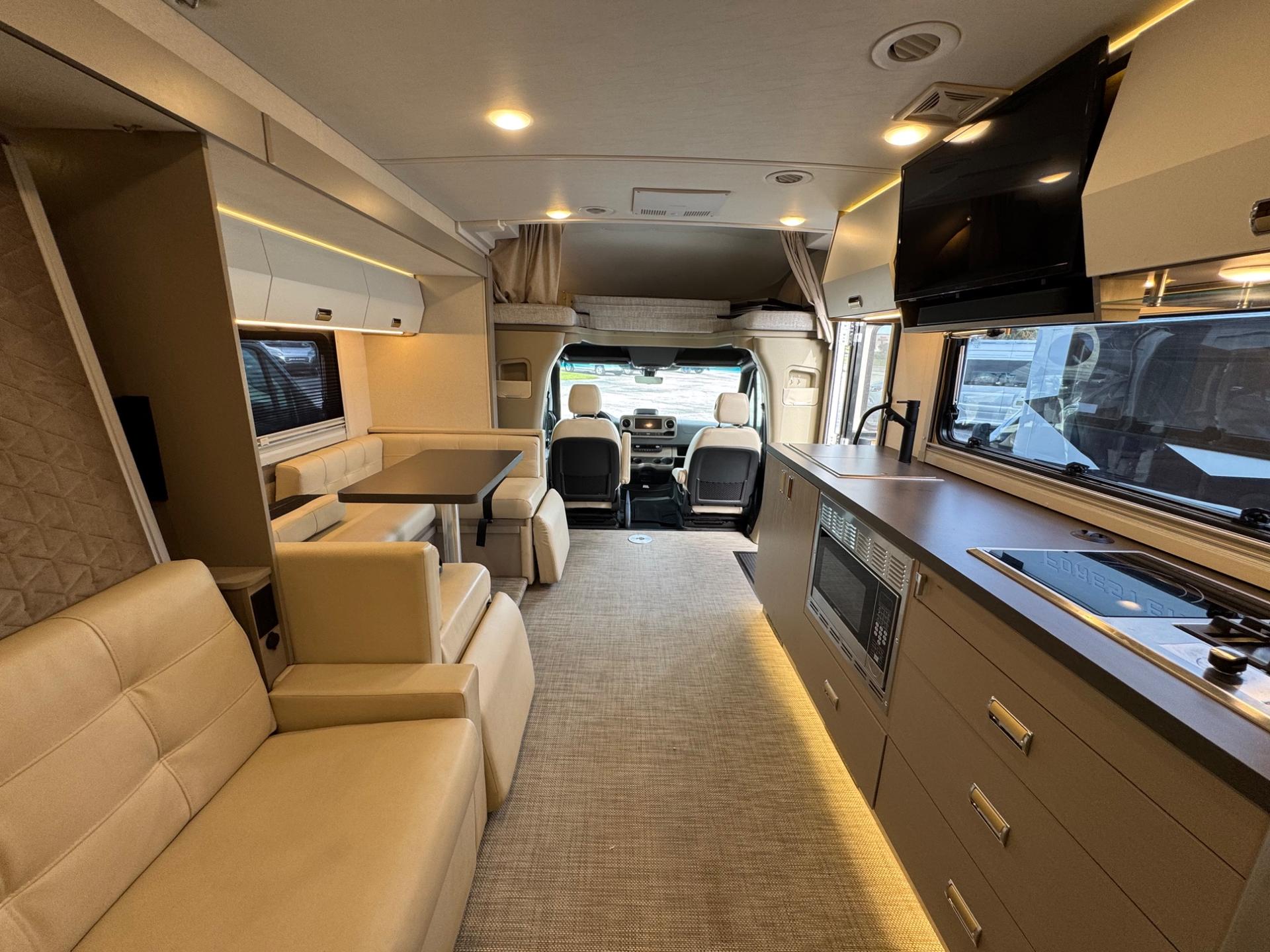 2026 Winnebago 2026 Winnebago View - thumbnail 8