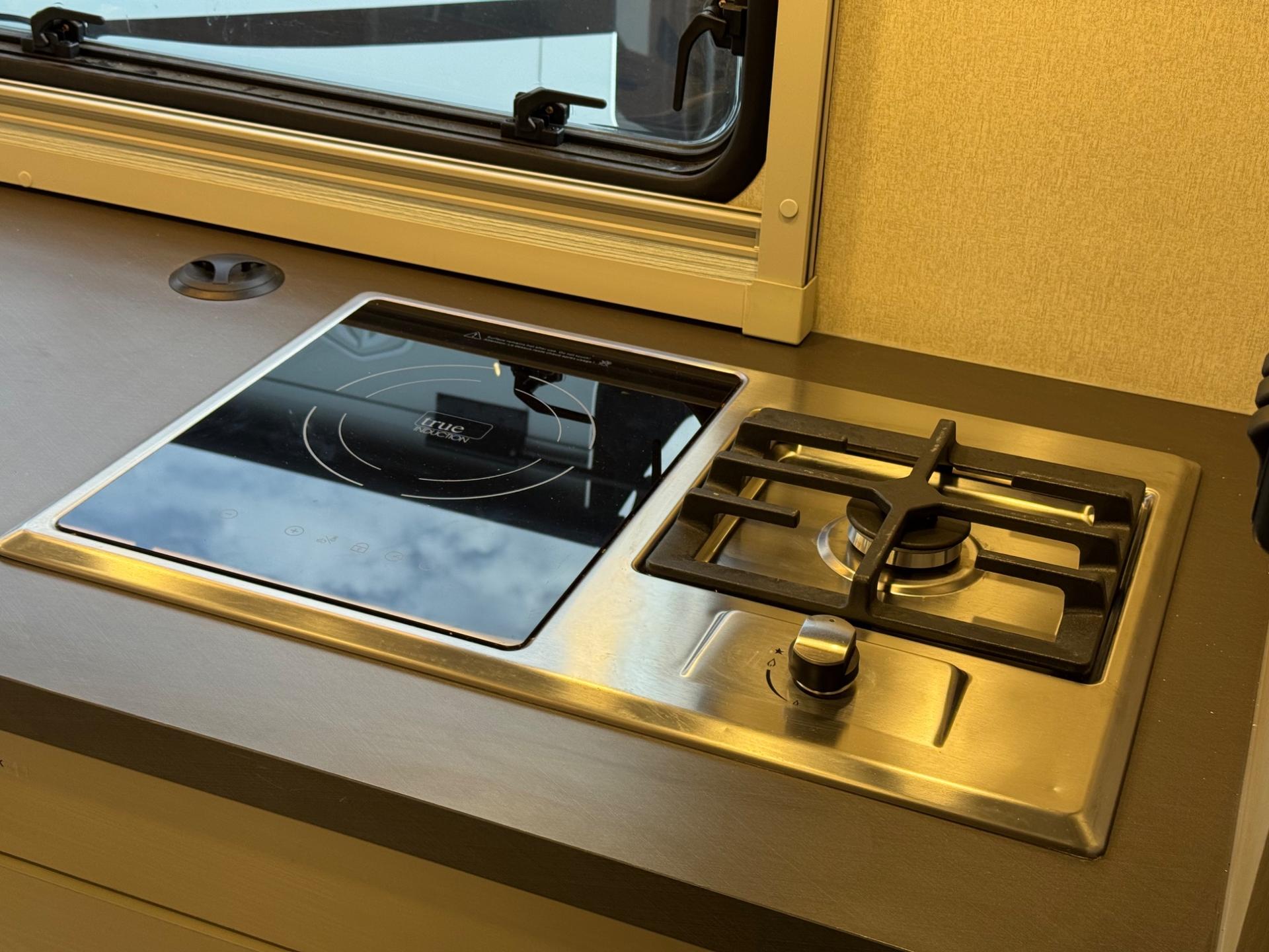 2026 Winnebago 2026 Winnebago View - thumbnail 11