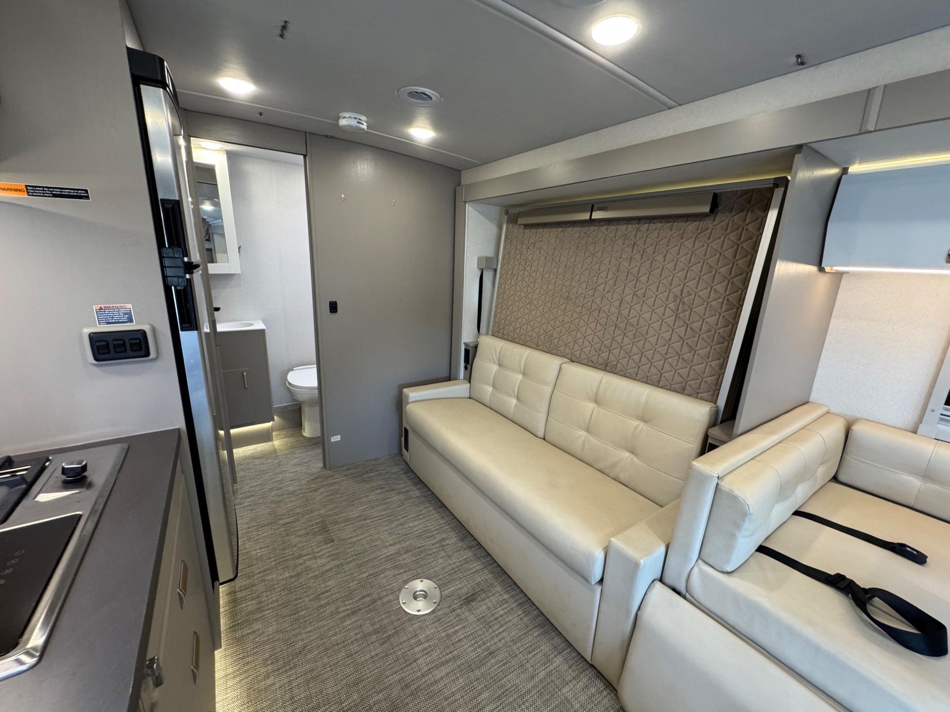 2026 Winnebago 2026 Winnebago View - thumbnail 15