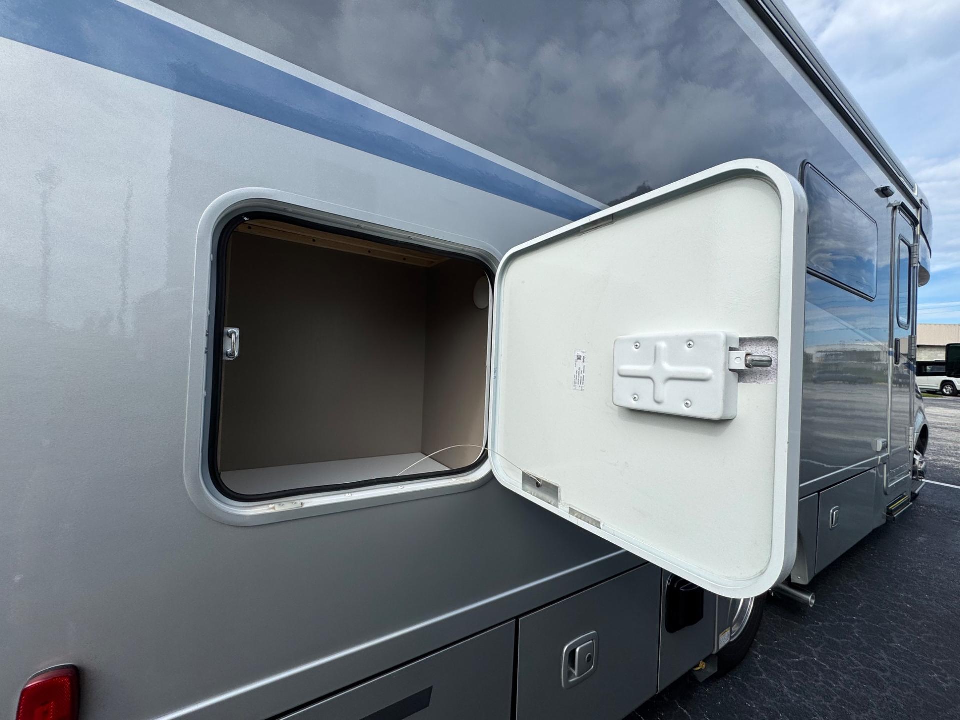 2026 Winnebago 2026 Winnebago View - thumbnail 24