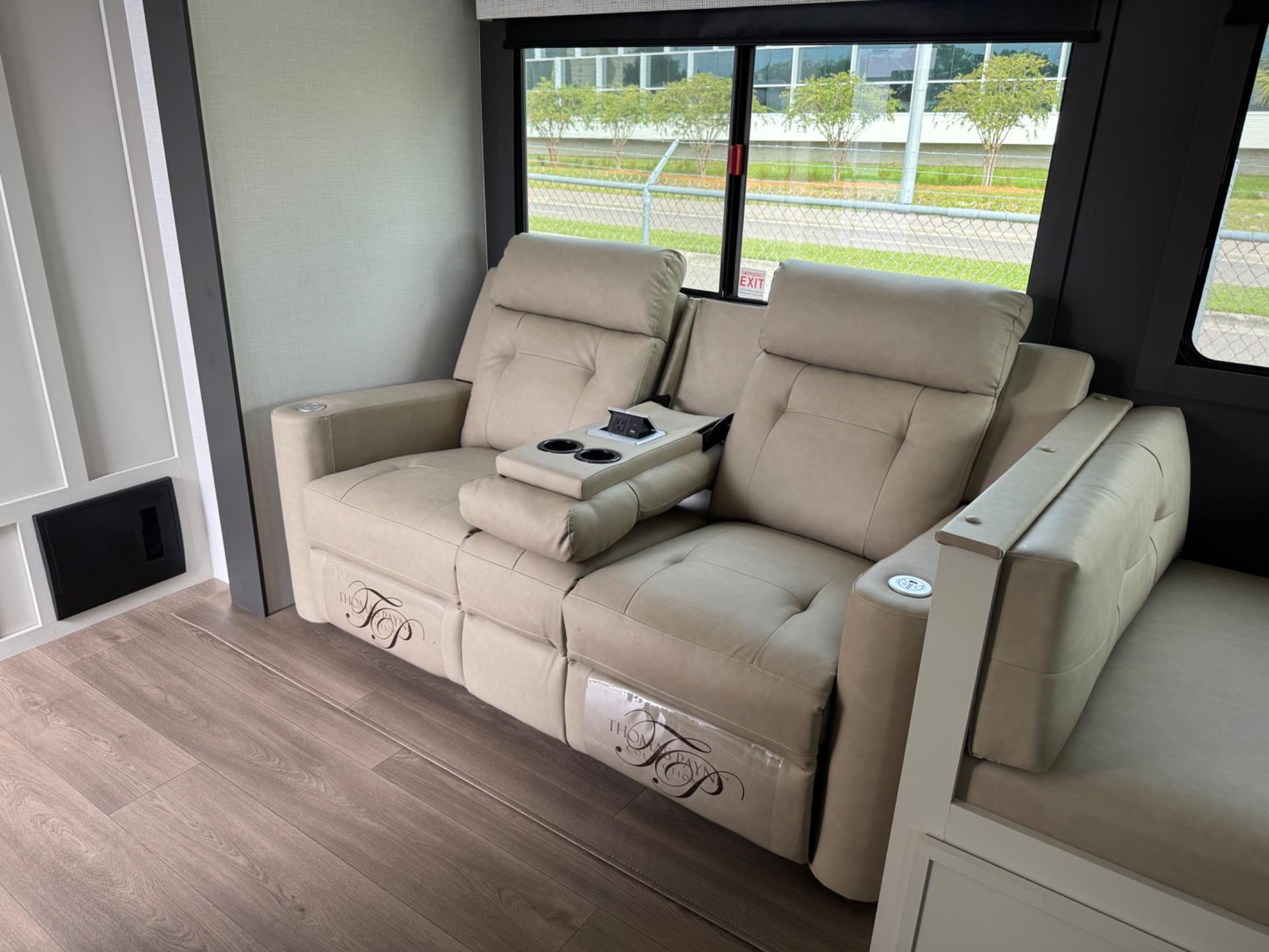 2027 Venture RV 2027 Venture RV Stratus - thumbnail 16