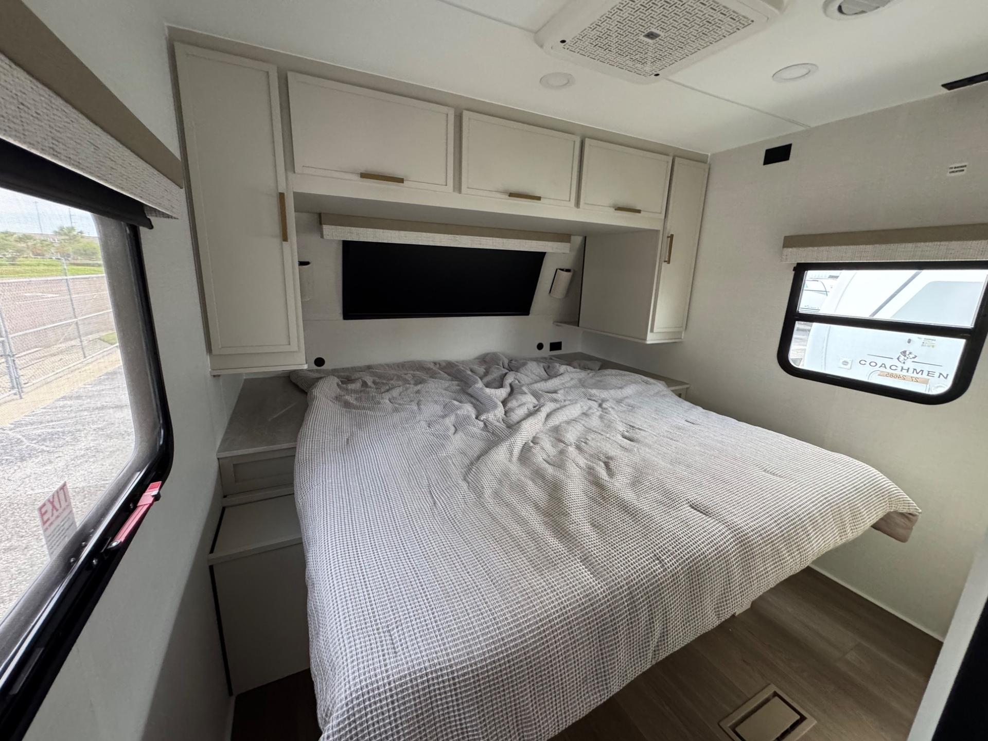 2027 Venture RV 2027 Venture RV Stratus - thumbnail 18
