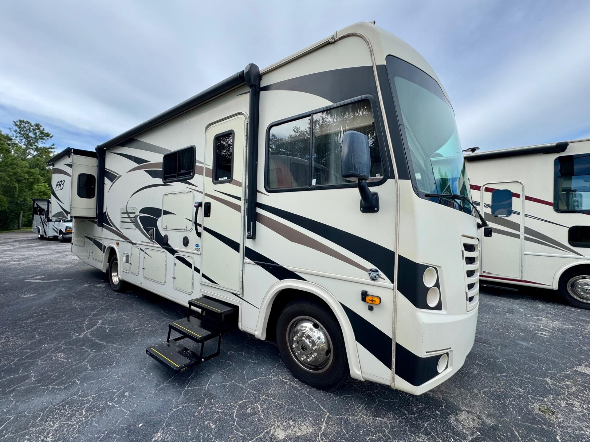 2019 FOREST RIVER FR3 30DS