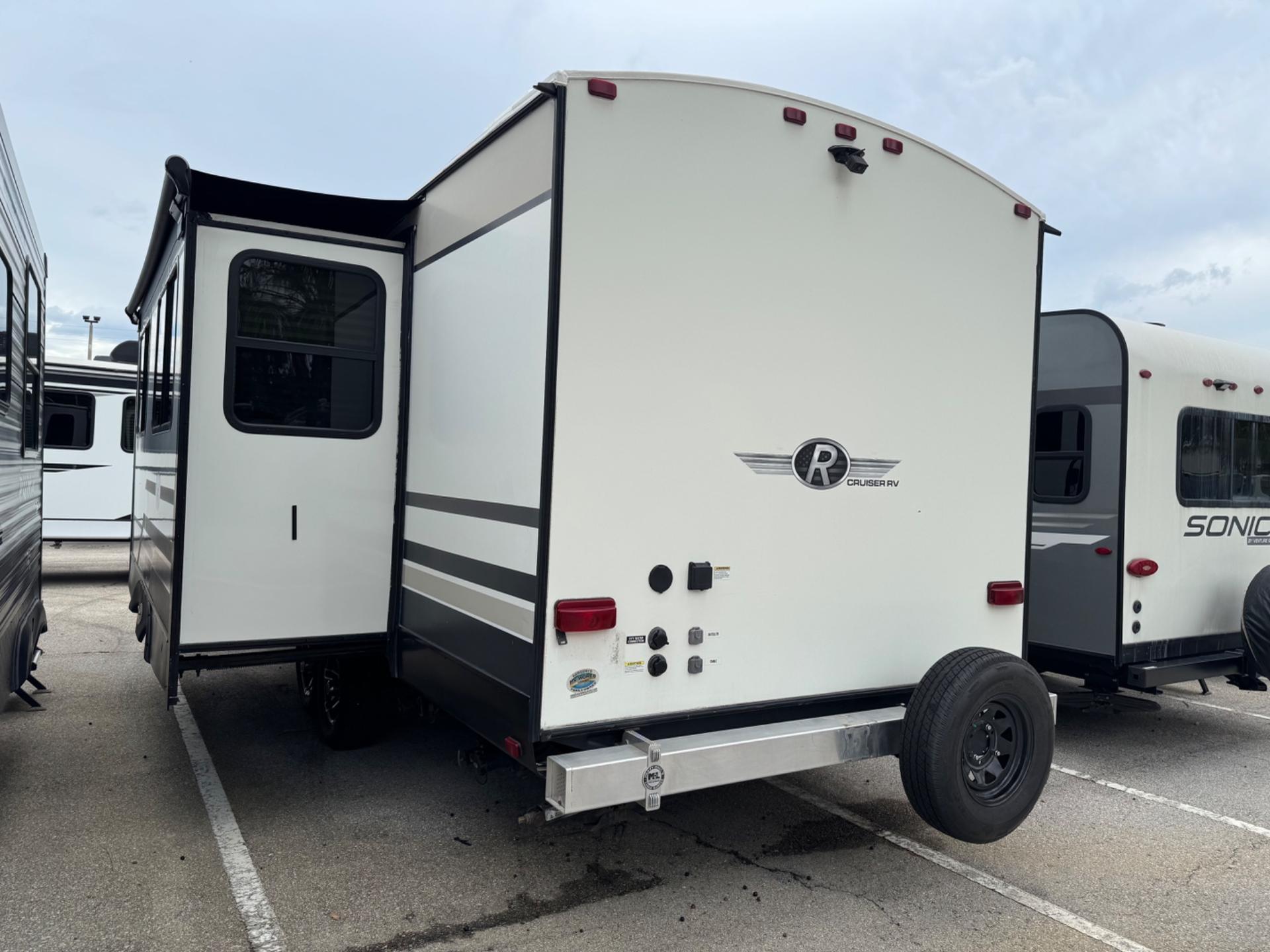 2020 CRUISER 2020 CRUISER RADIANCE - thumbnail 3