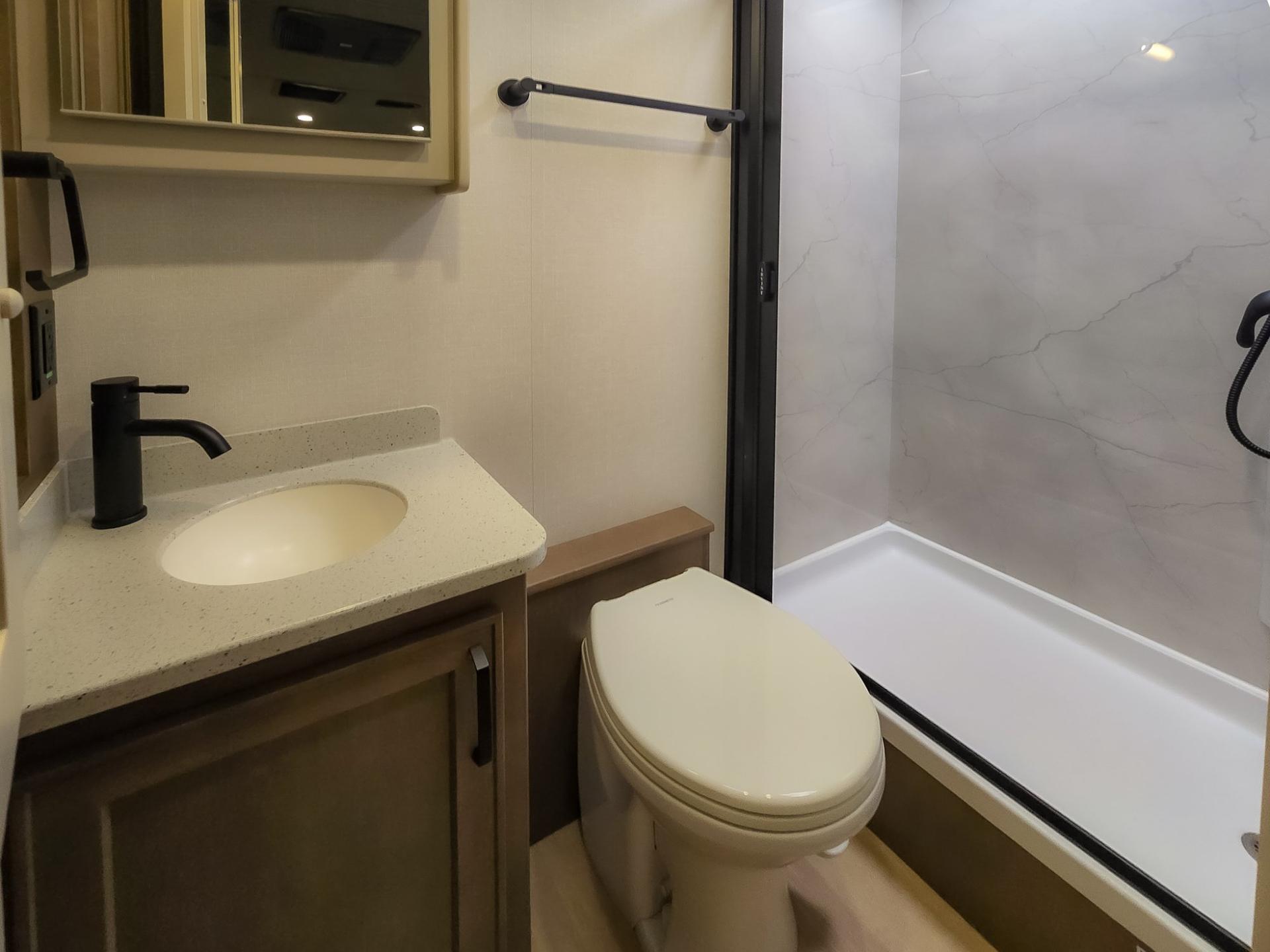 2027 Renegade RV 2027 Renegade RV Villagio - thumbnail 37