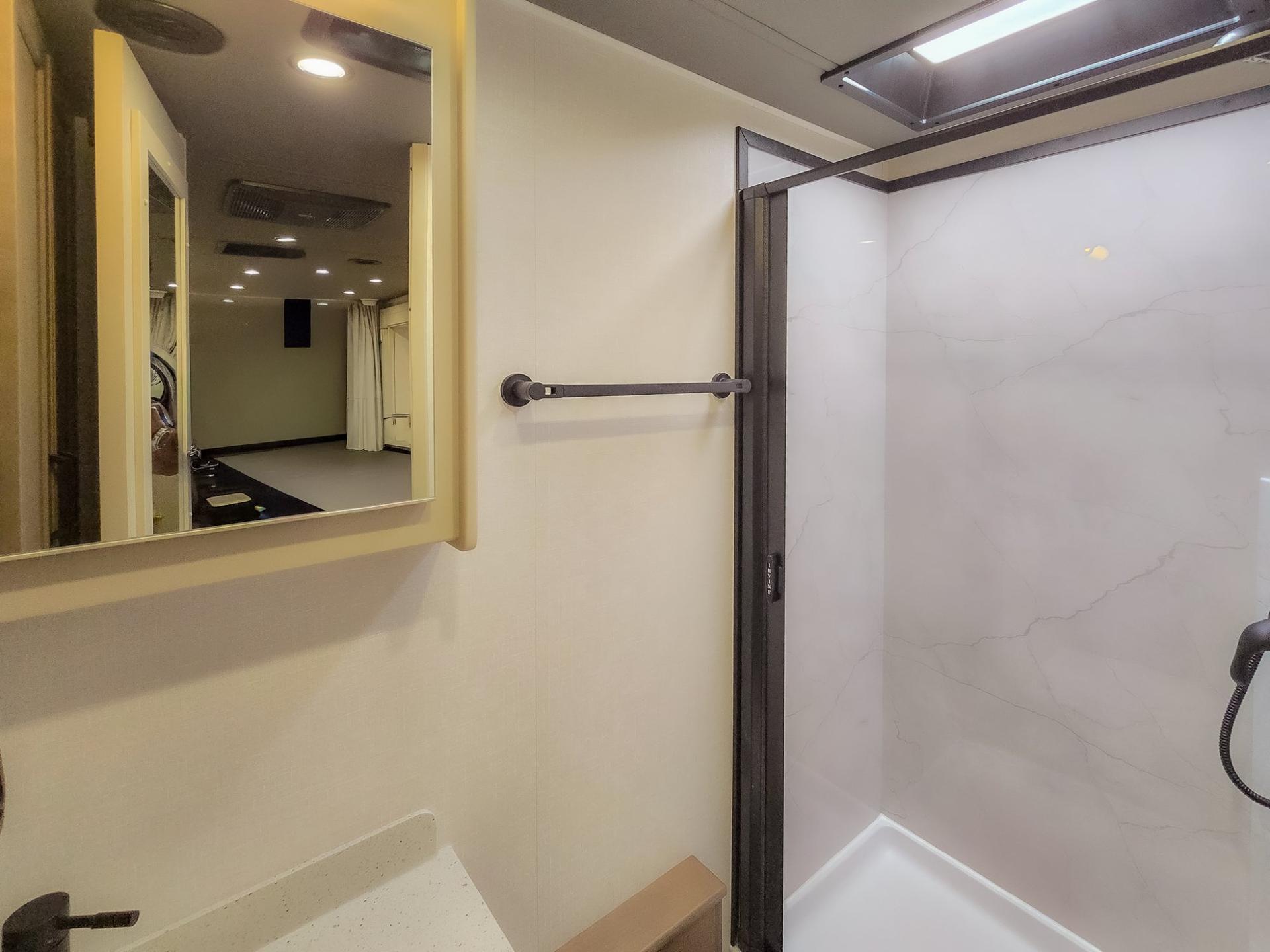 2027 Renegade RV 2027 Renegade RV Villagio - thumbnail 38